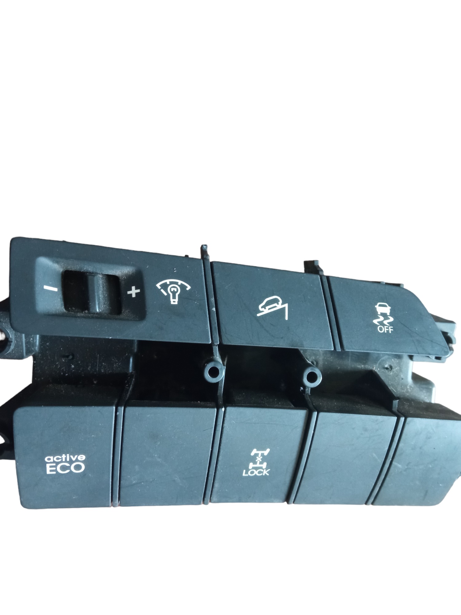 Botão Controle De Tração Hyundai Santa Fé 14/19.m.v 3