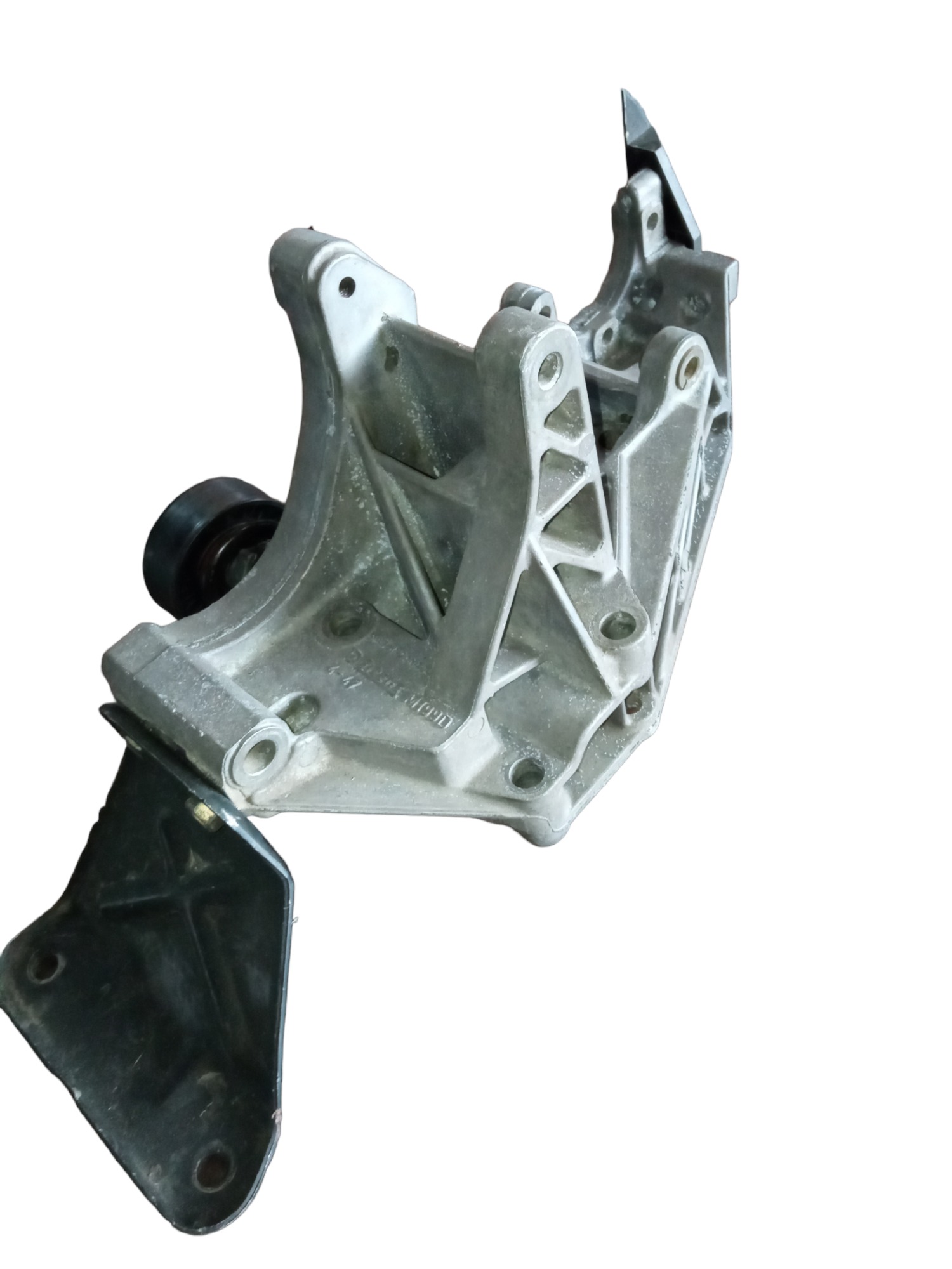 Suporte De Bomba Hidráulica Ford Escort Zetec 95ab10ko19 6