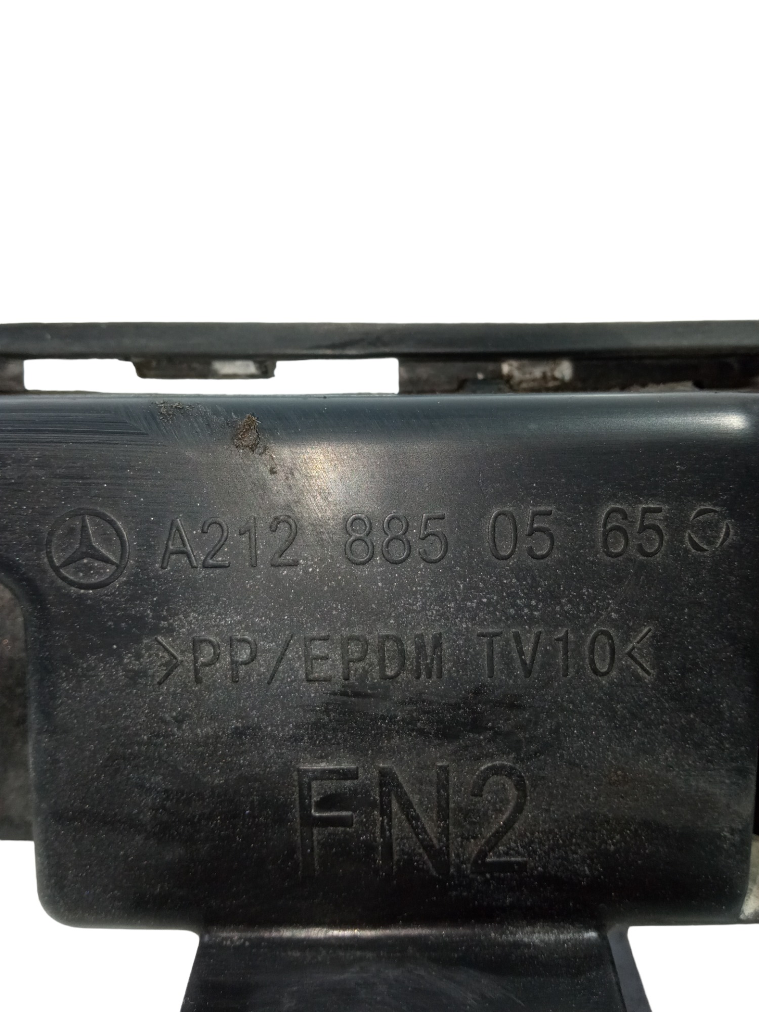 Suporte Central Parachoque Traseiro Mercedes E350 09/13 5