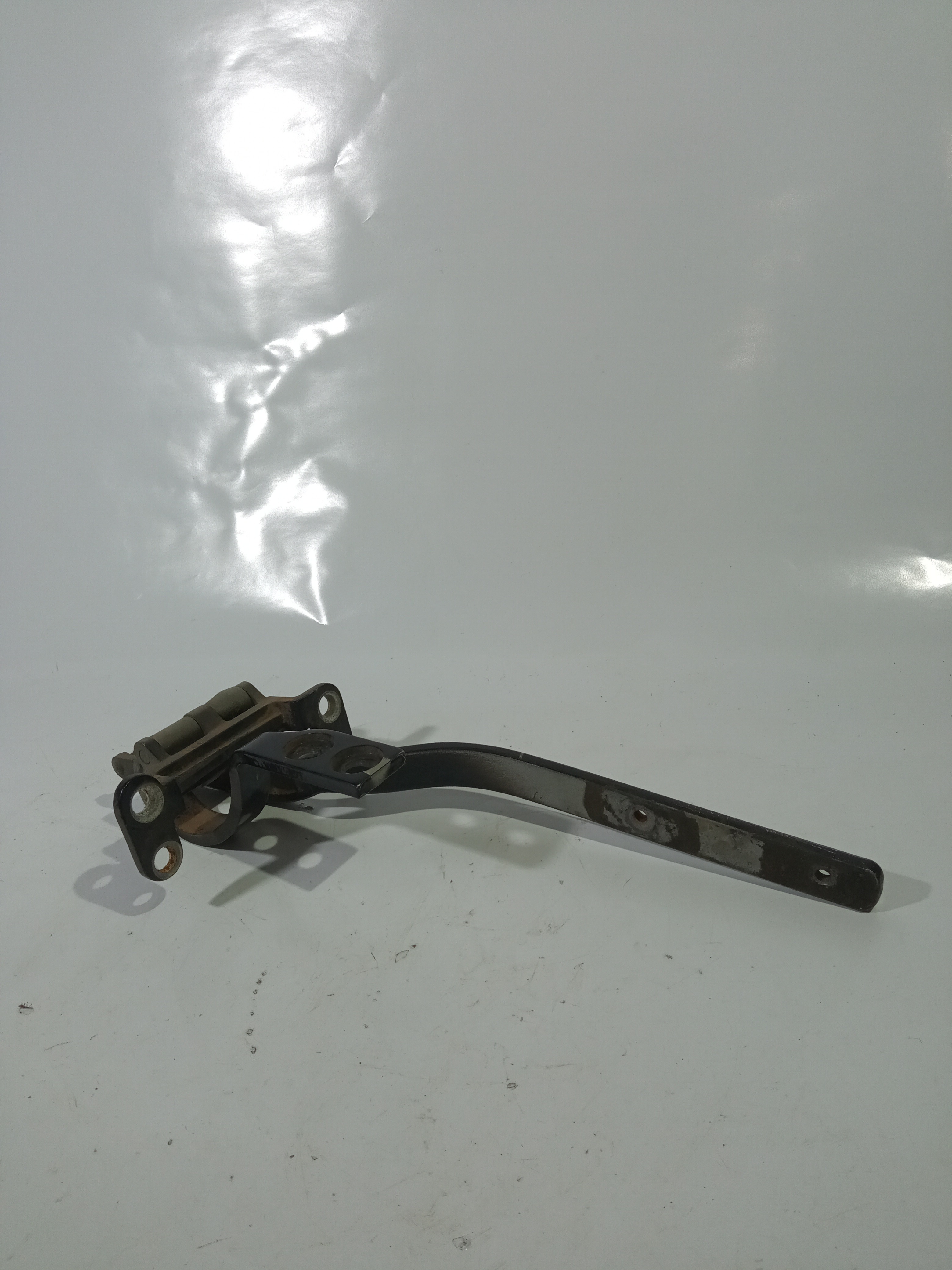 Dobradiça Direita Tampa Traseira Porsche Cayenne 2007/2009 4