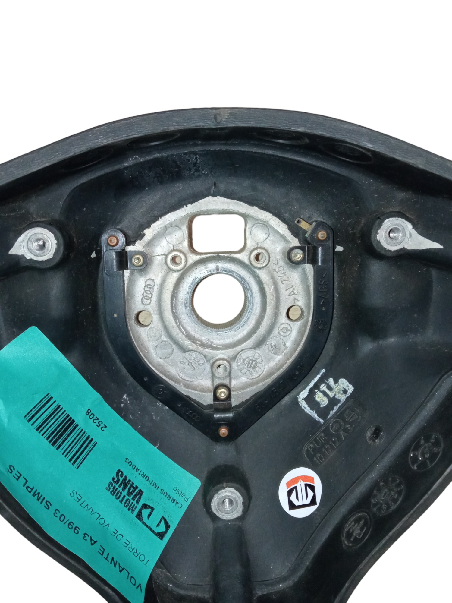 Volante Audi A3 1999/2003.detalhes. M.v 7