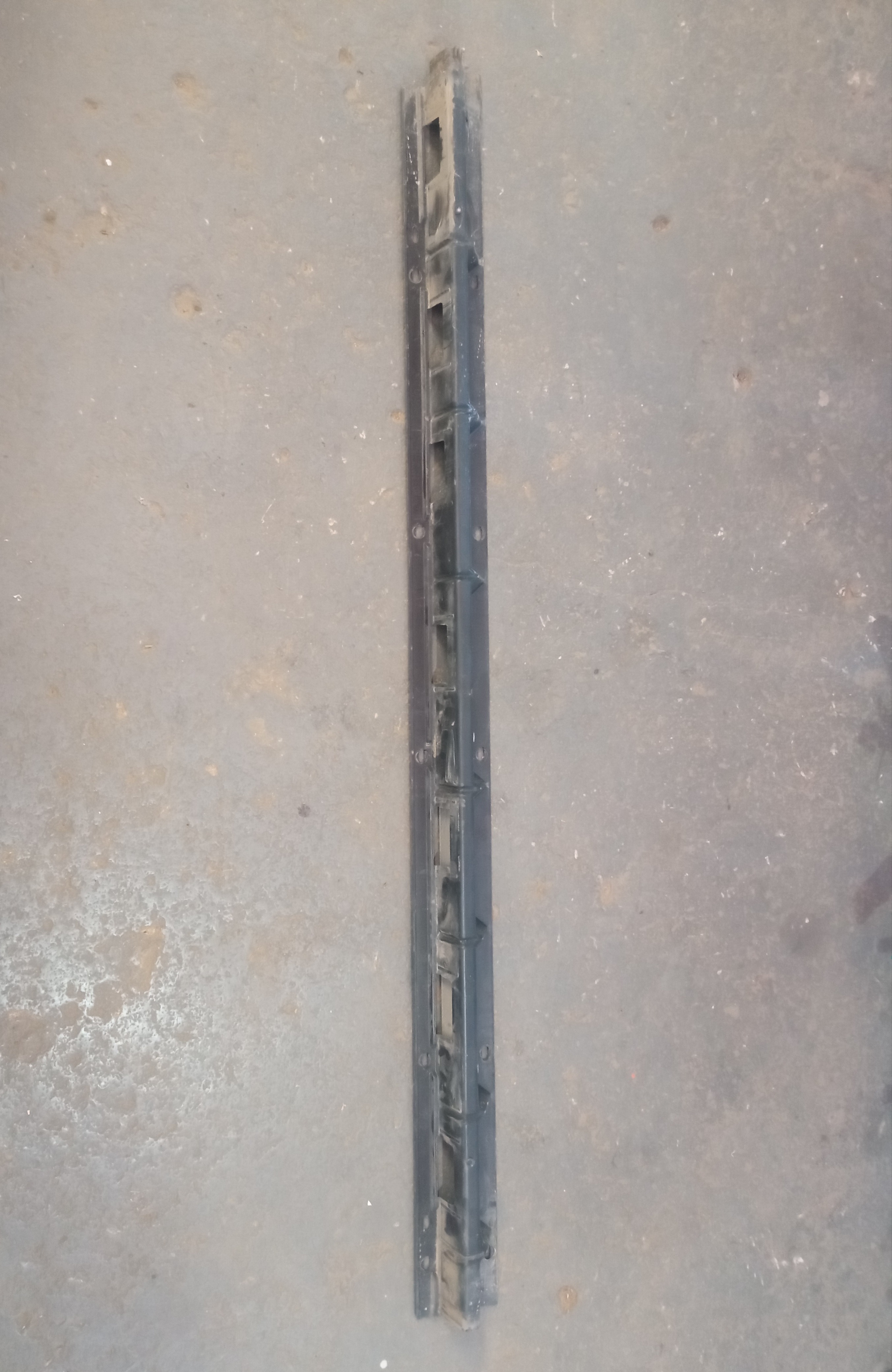 Suporte Spoiler Lado Direito Bmw X5 2005. M.v 4