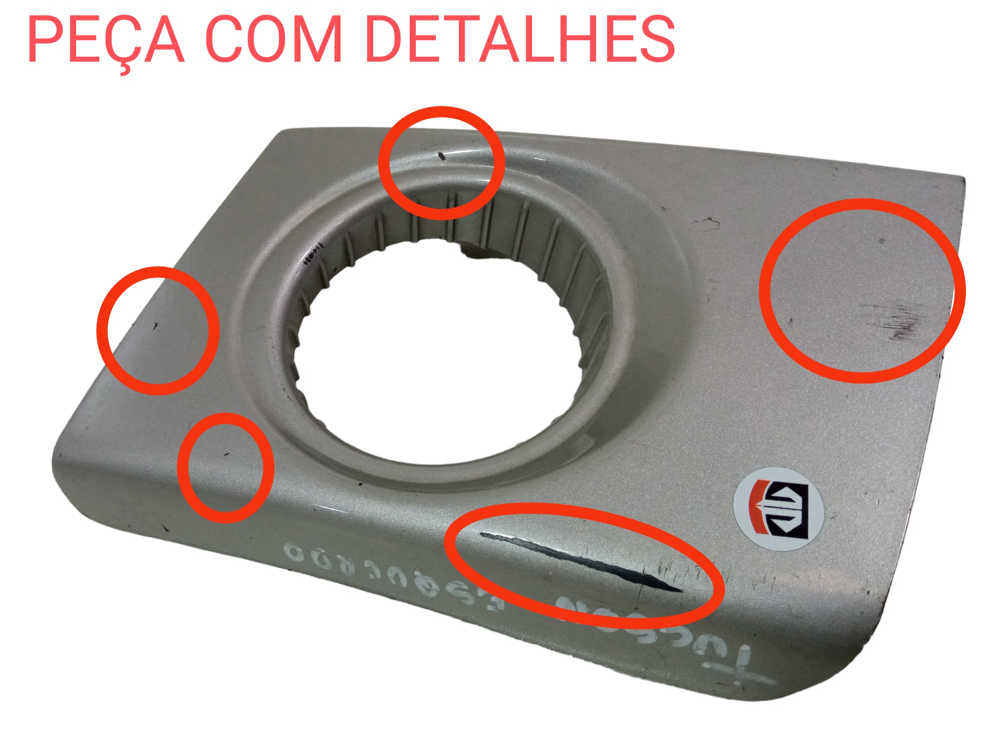 Moldura Grade Farol Milha Esquerdo Hyundai Tucson 2005 2016 Prata Esquerdo 2