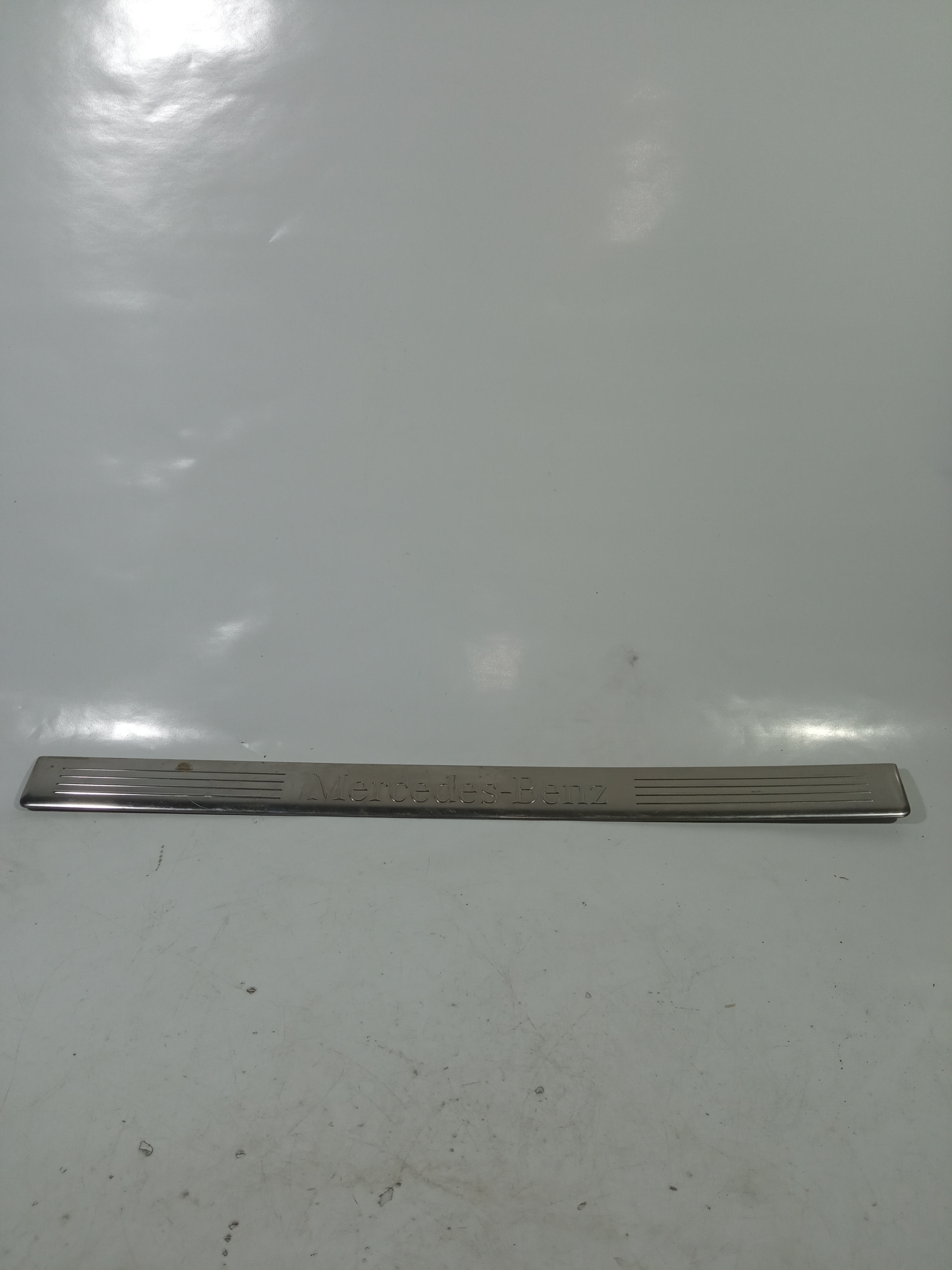 Soleira Cromada Diant/esq. Original Mercedes E250/ E350 2009