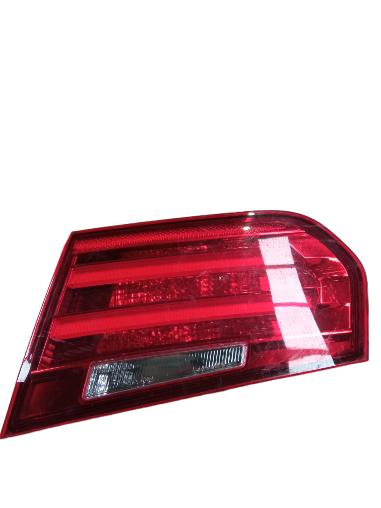 Lanterna Da Tampa Lado Esquerdo Bmw 320i 14/15.detalhes.m.v 3