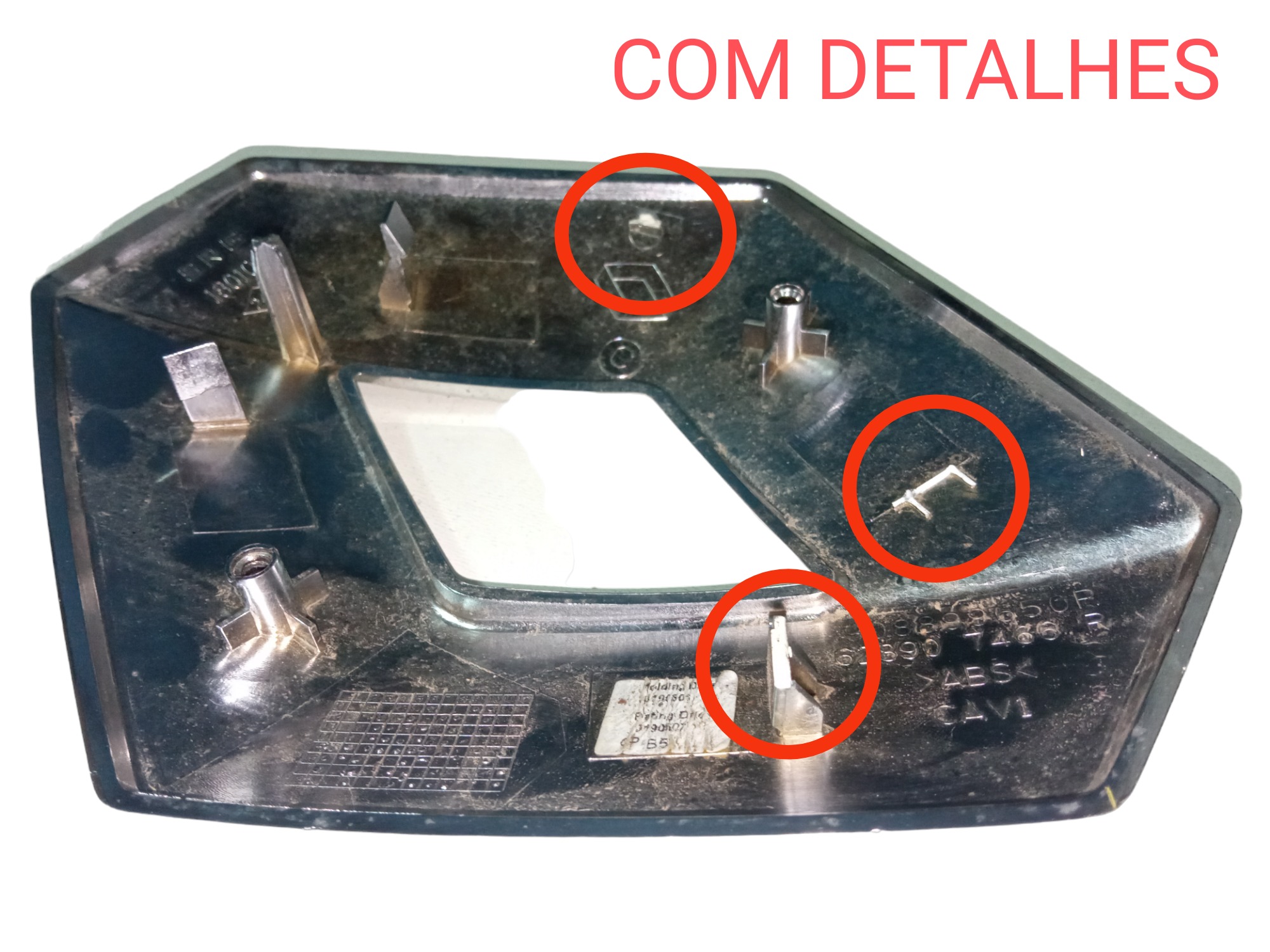 Emblema Dianteiro Renault Duster Oroch 2016 Original Usado  Cromado 3