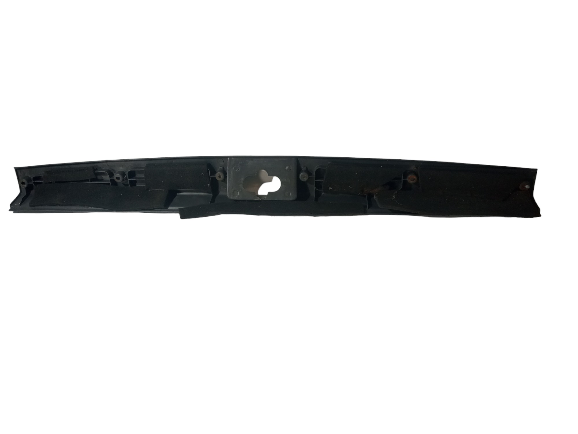 Soleira Porta Malas Kia Sportage 1998 1999 2000 2001 Cinsa Escuro 4