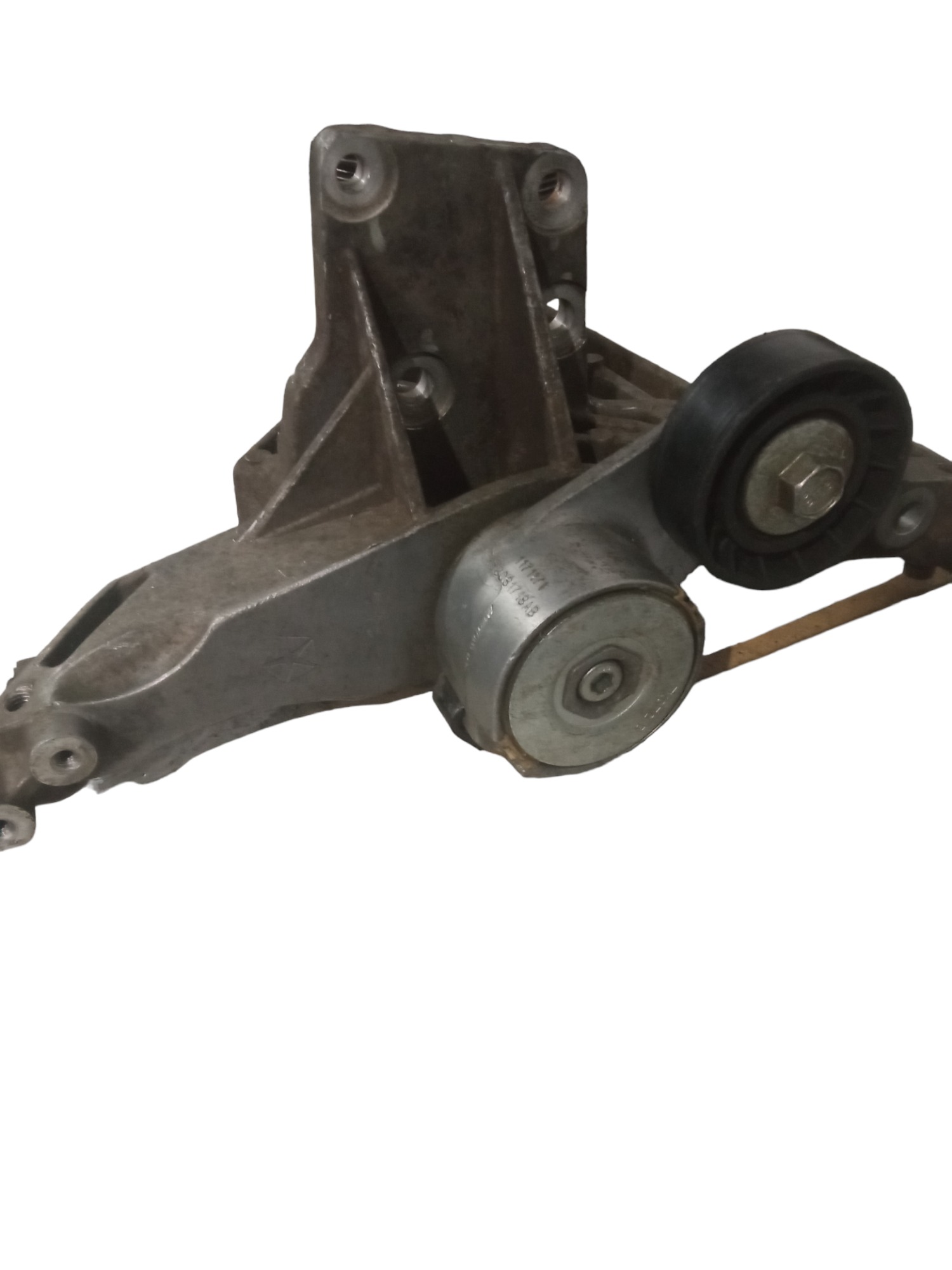 Suporte Alternador Fiat 500 2012 Original M.v 2