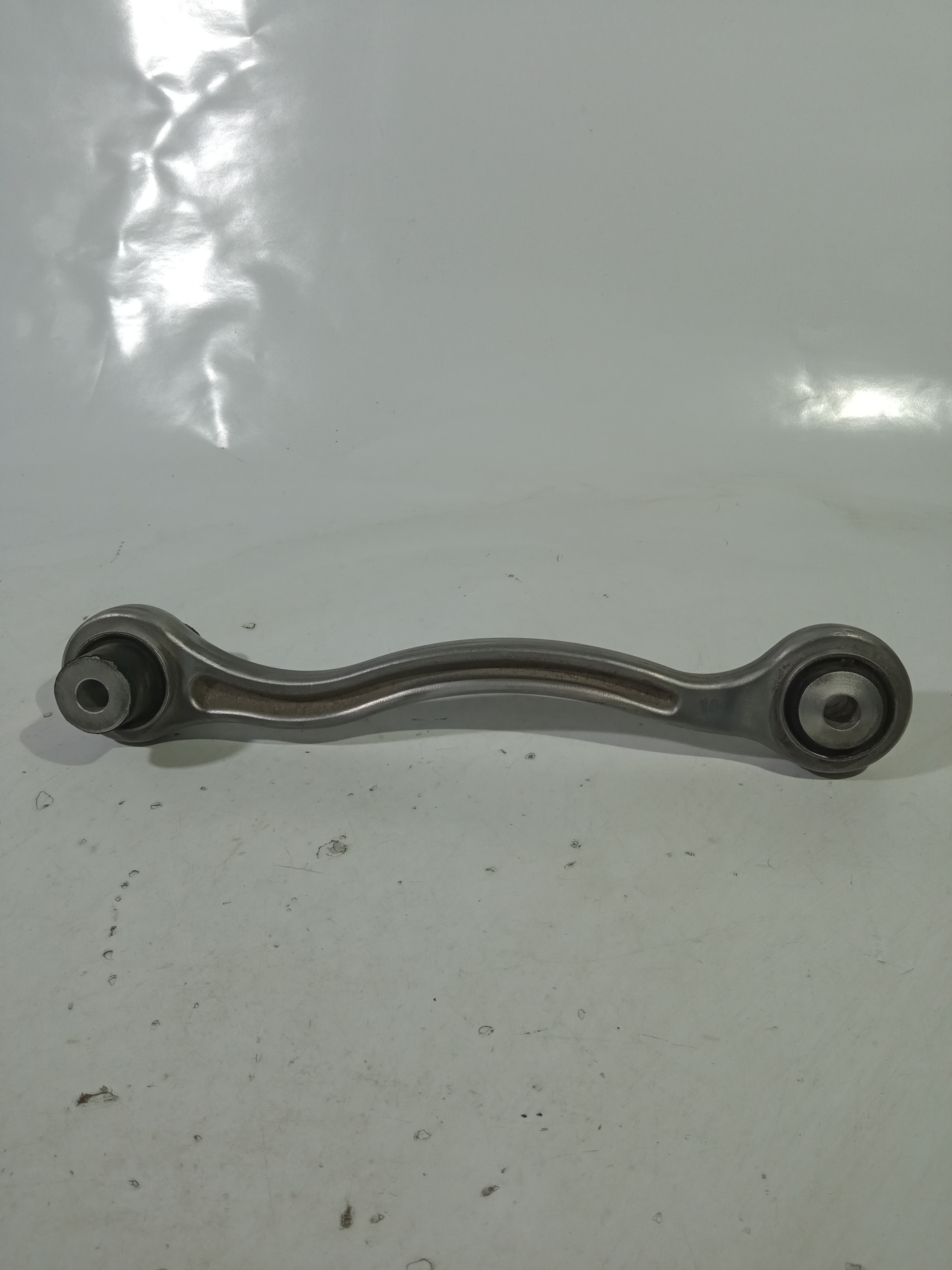 Braço Tirante Superior Suspensao Traseira  Mercedes E350 3