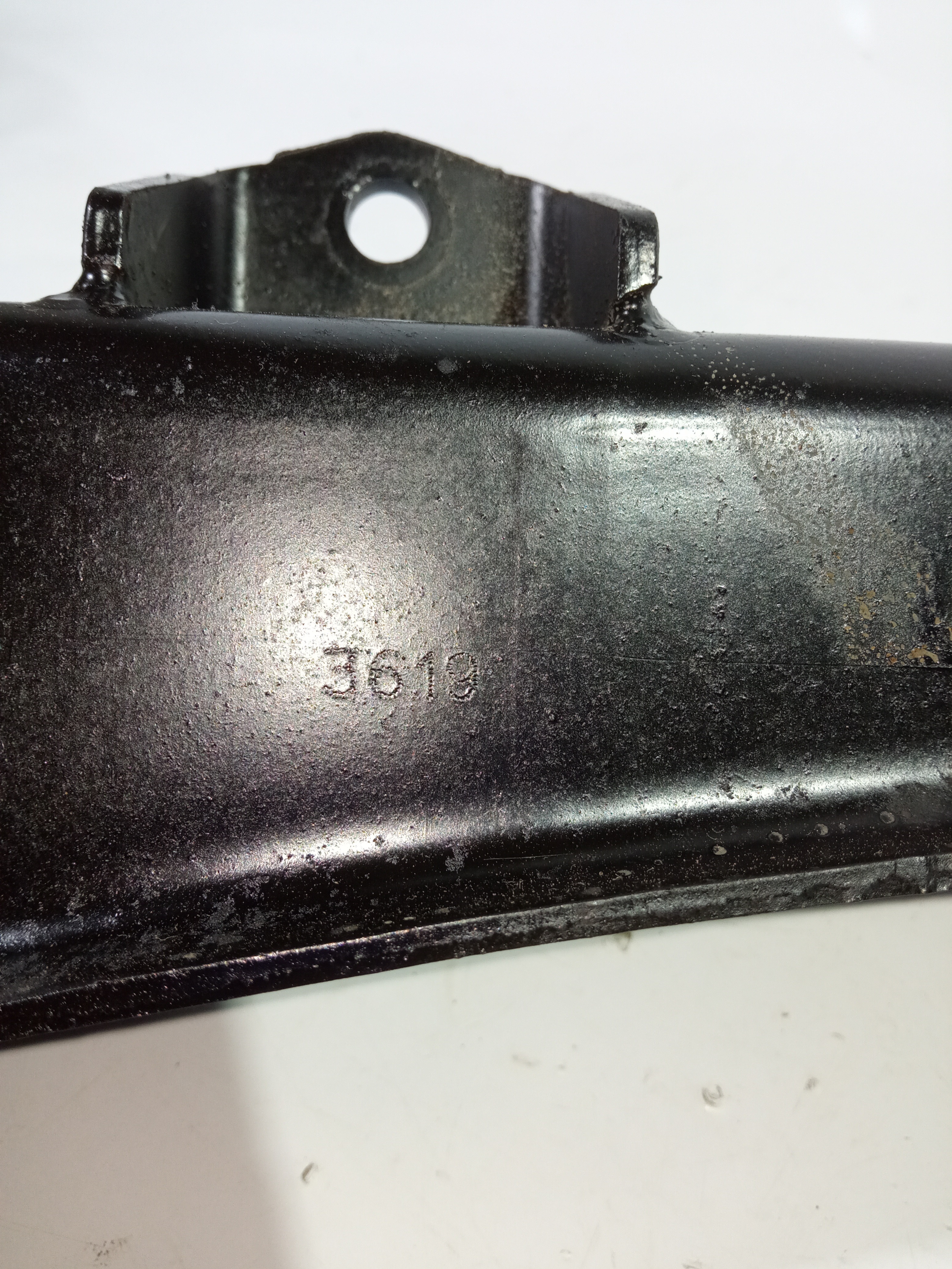 Bandeja Inferior Tras/esquerda Mitsubishi Lancer Gt 10/16 5