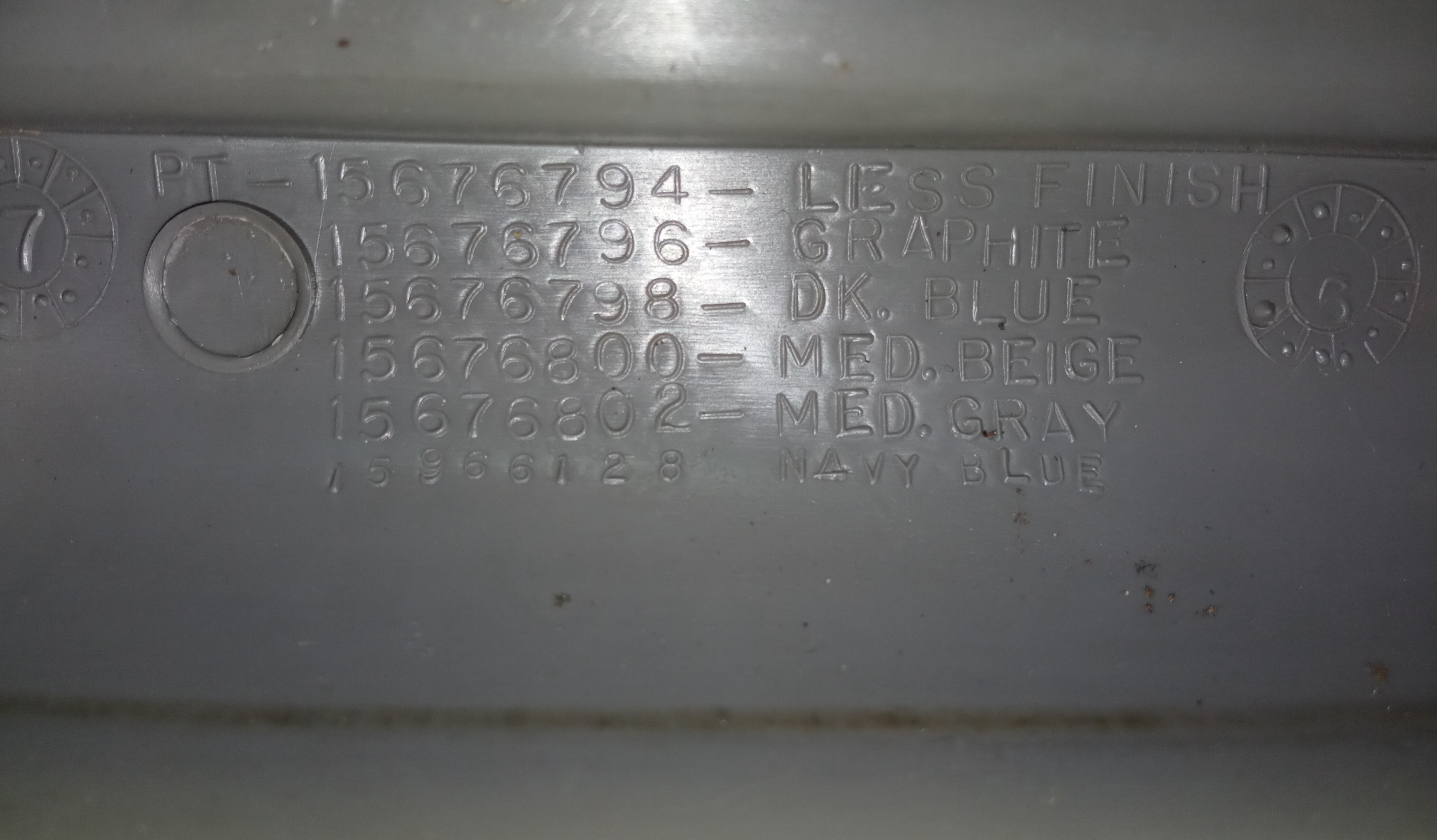 Moldura Acabamento Coluna Traseira Direita Blazer 96 A 2000 4
