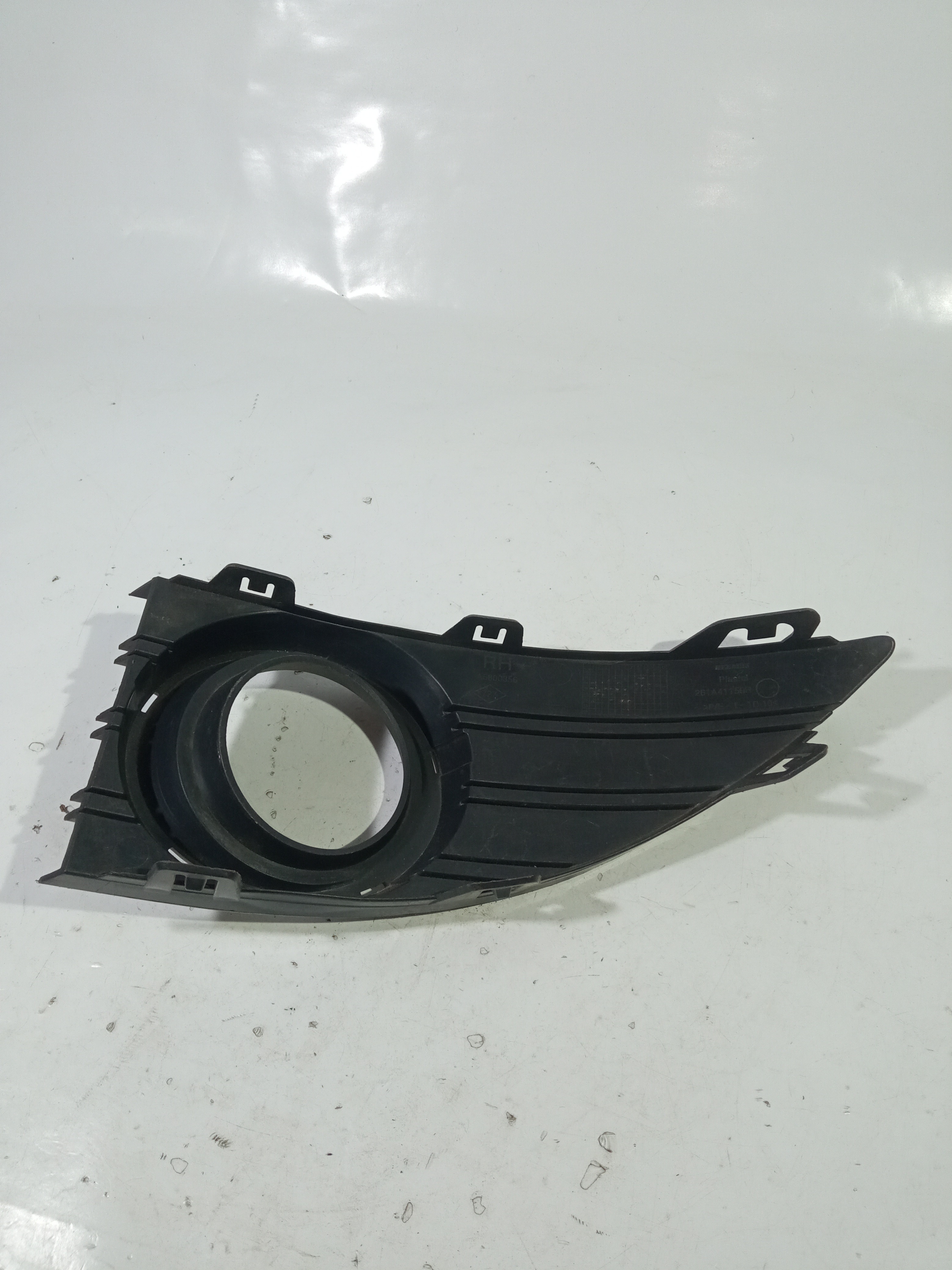 Moldura Farol De Milha Direito Renault Fluence 2010 A 2014 Preto Direito 3