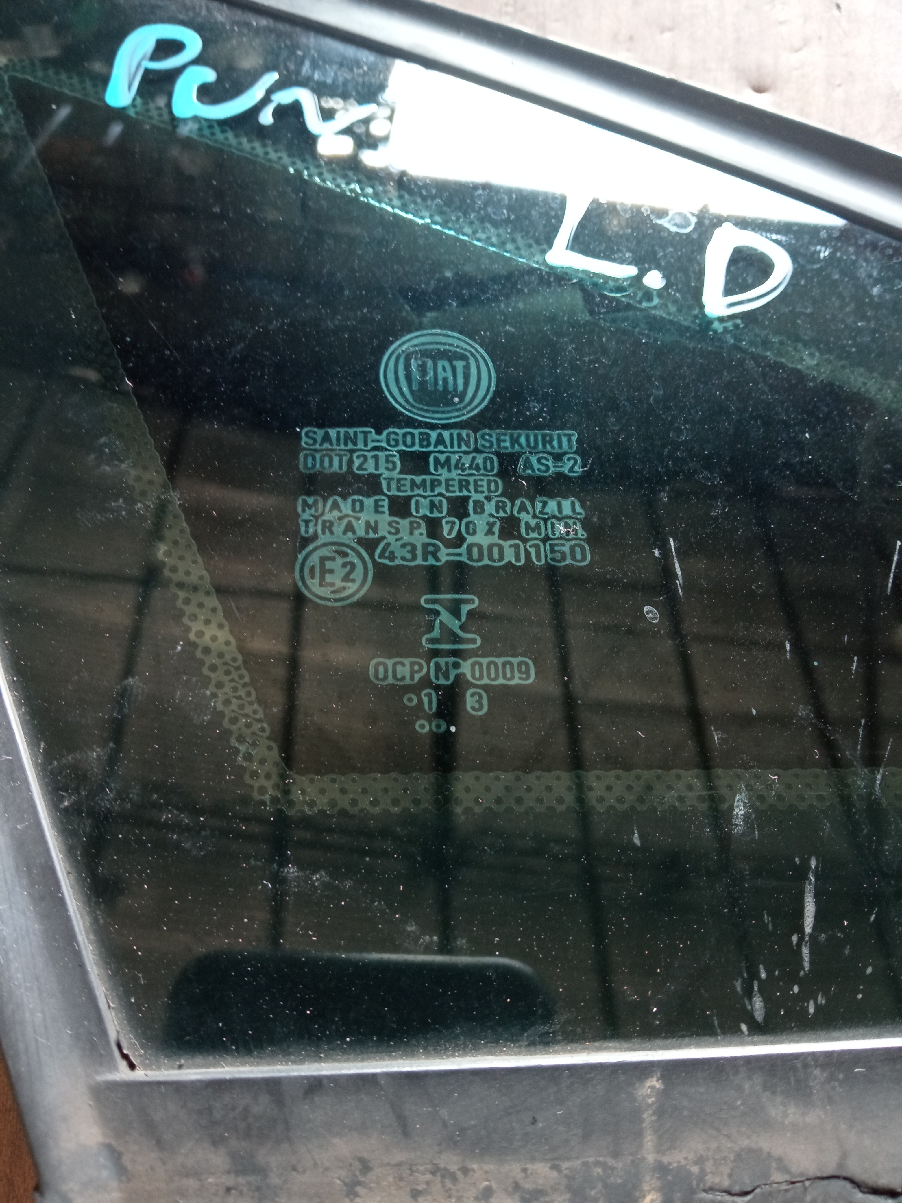 Vidro Fixo Lado Direito Fiat Punto 2013 4