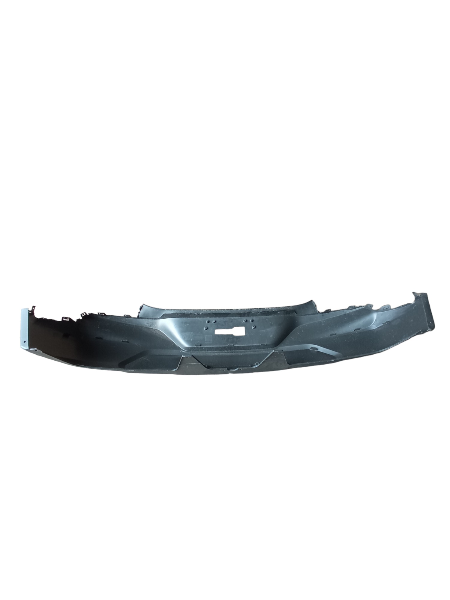 Parachoque traseiro GM Tracker 20/22 s/sensor c/detalhes 2