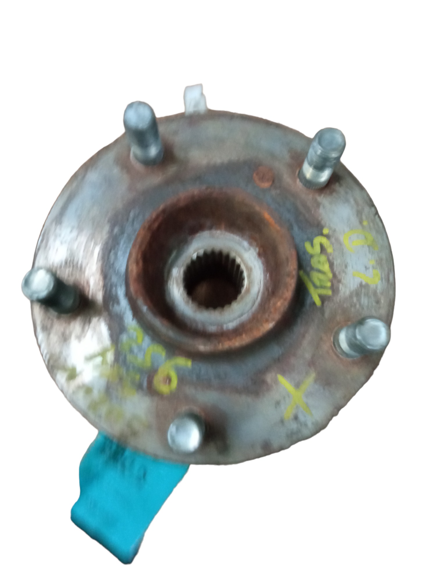 Cubo De Roda Traseira Direita Suzuki Sx4 09/12 M.v 4