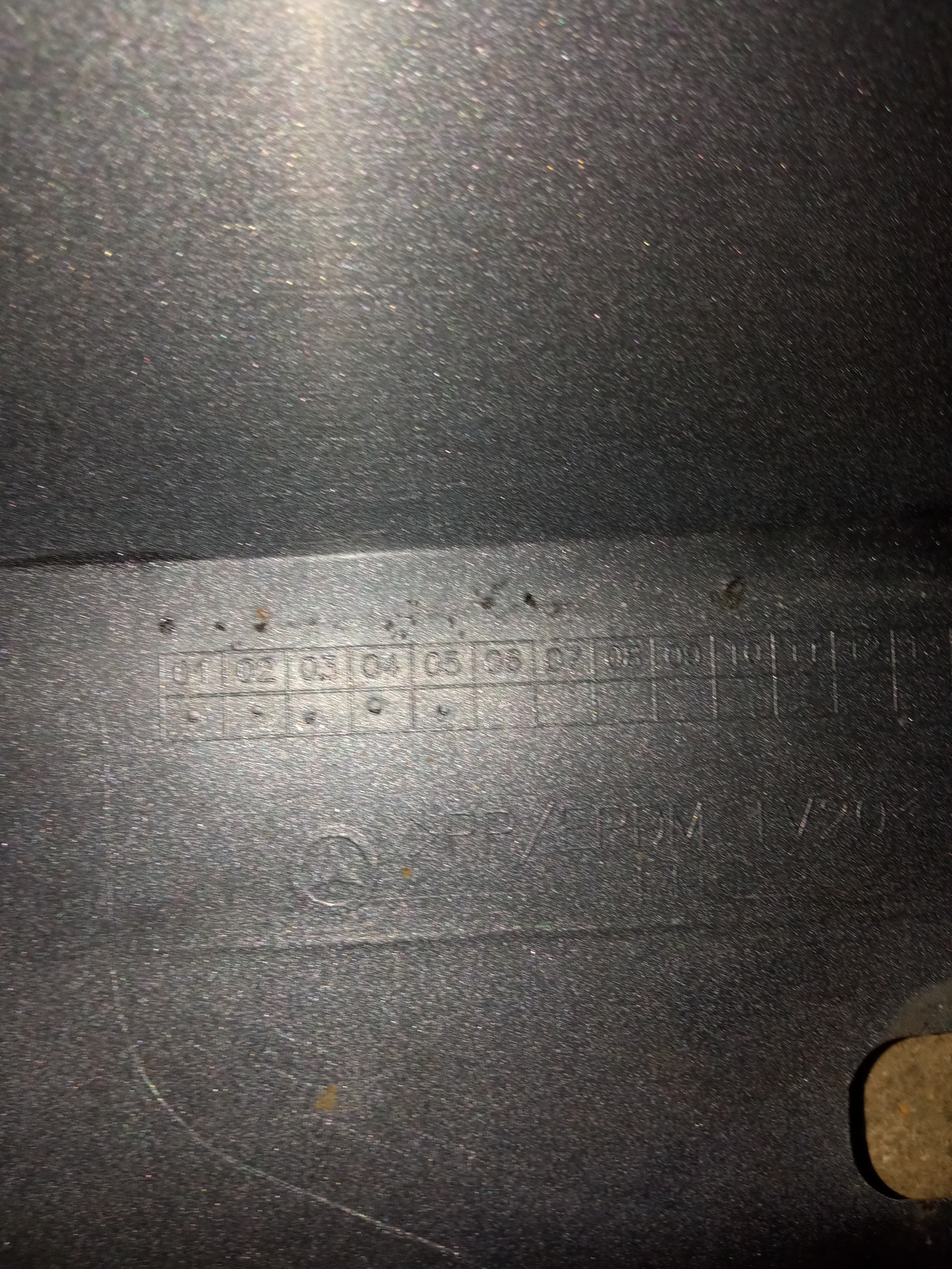 Spoiler Lateral Direito C/avaria Original Mercedes E350 2009 Prata 7