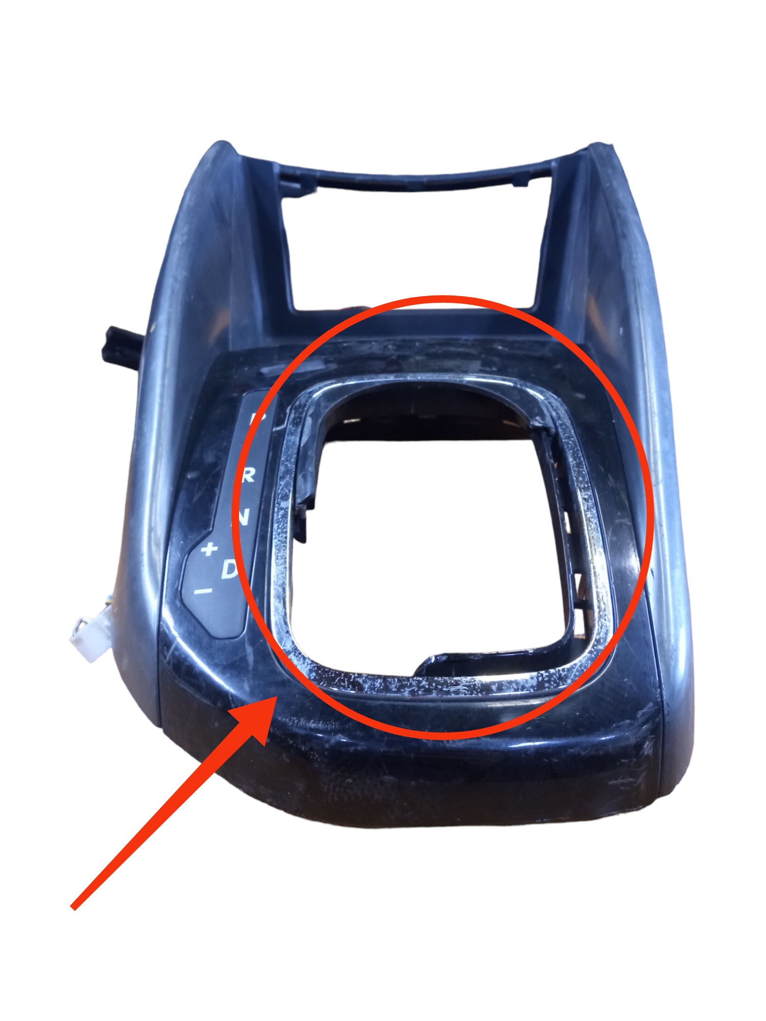 Moldura Console Central Cambio C/detalhes Kia Cerato 13/15 2