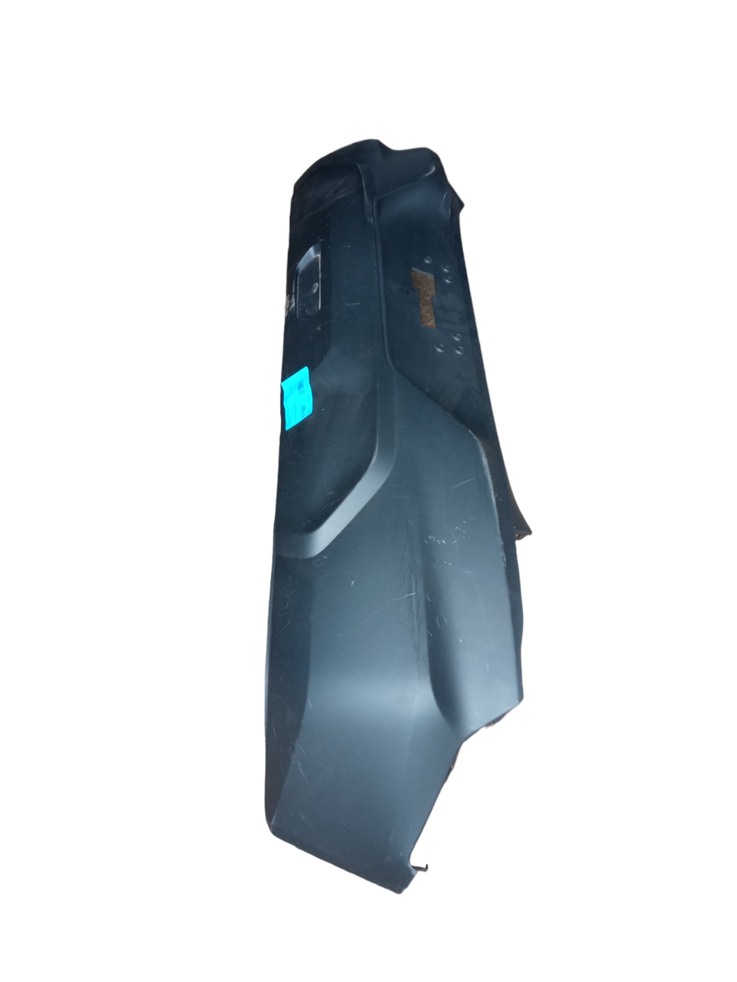 Parachoque traseiro GM Tracker 20/22 s/sensor c/detalhes 8