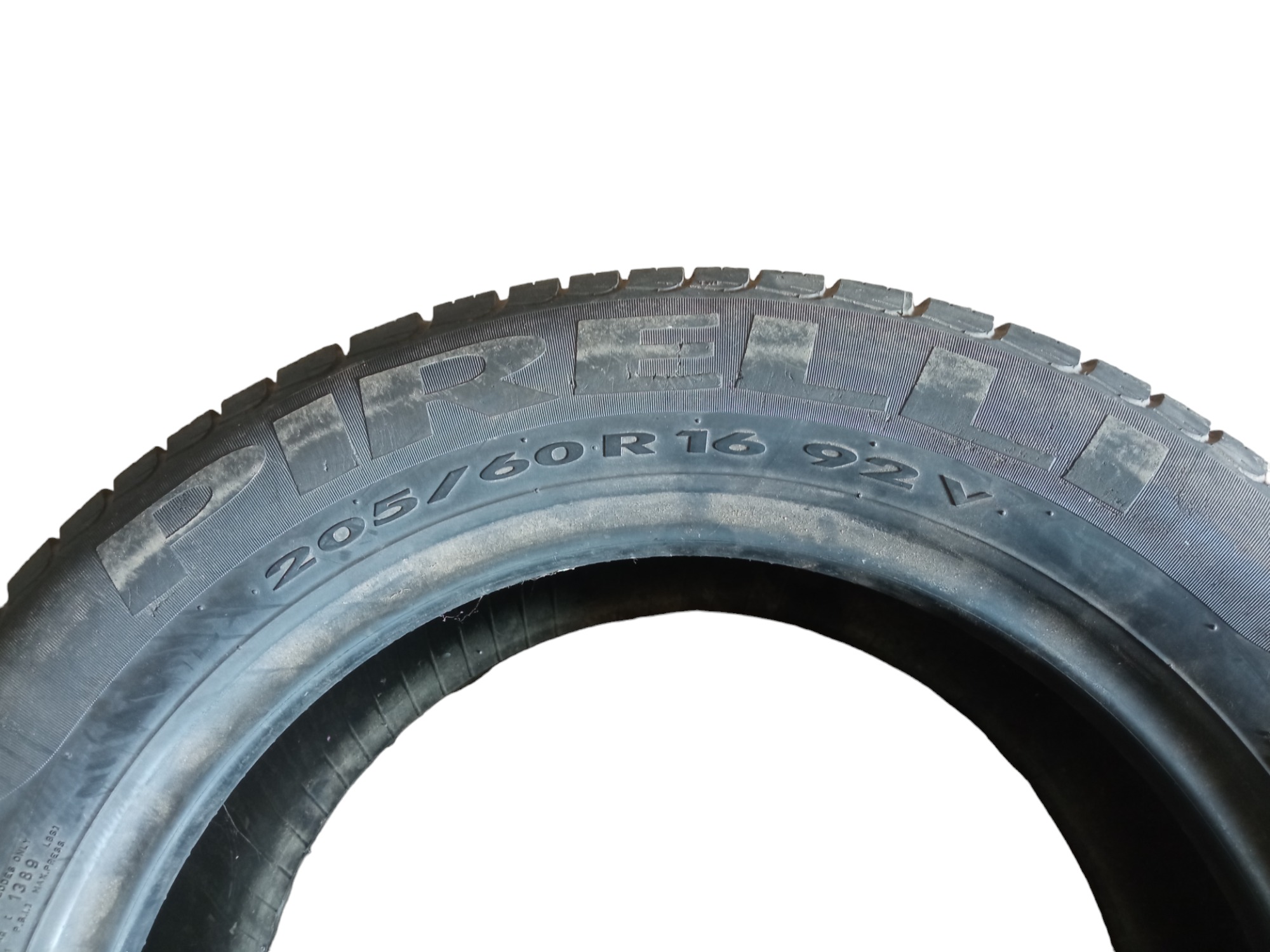 Pneu Pirelli P6 205 / 60 Aro 16 92v Usado  A1 3