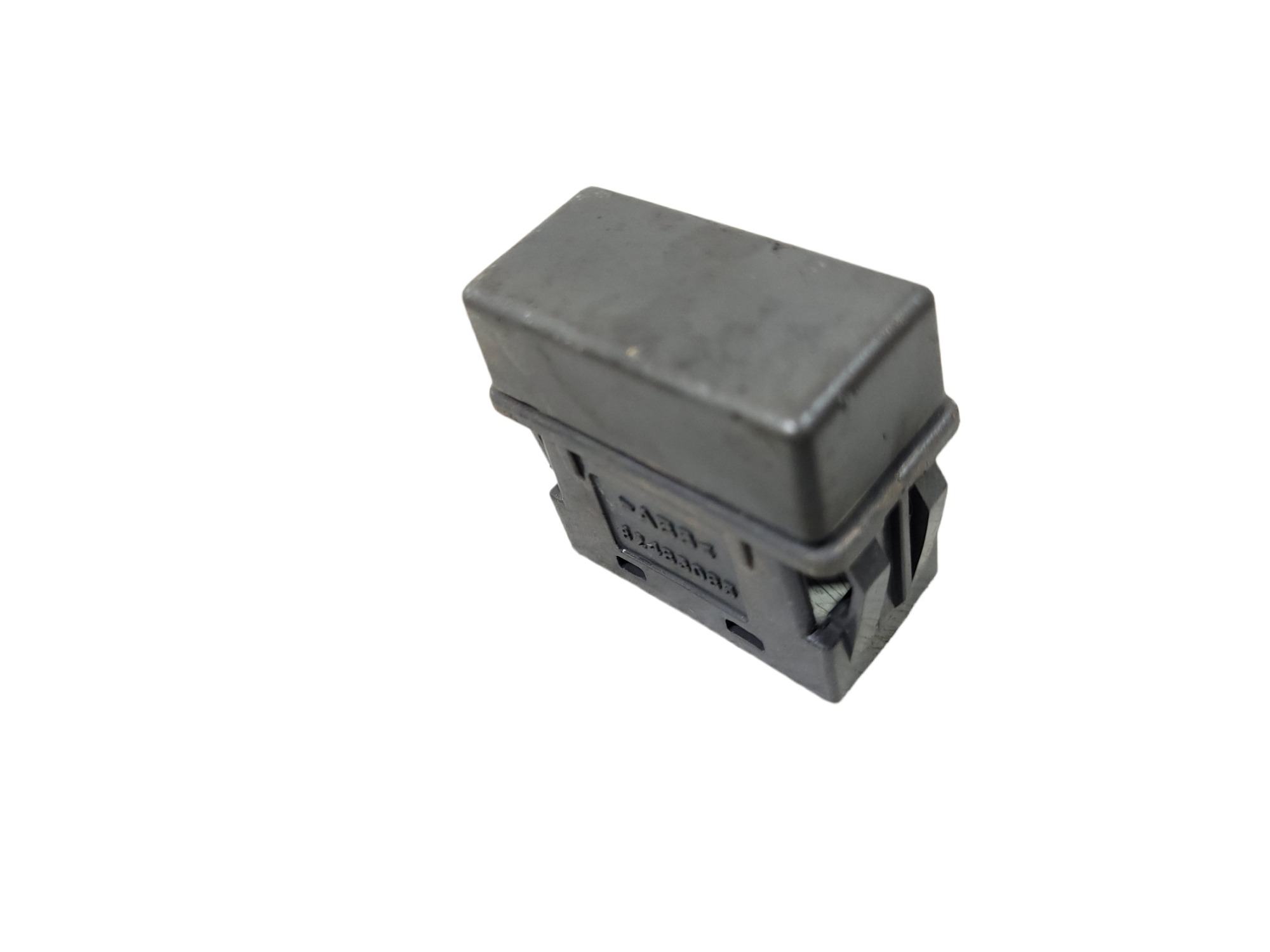 Tampa Cega Volvo Vm 82483 085 5