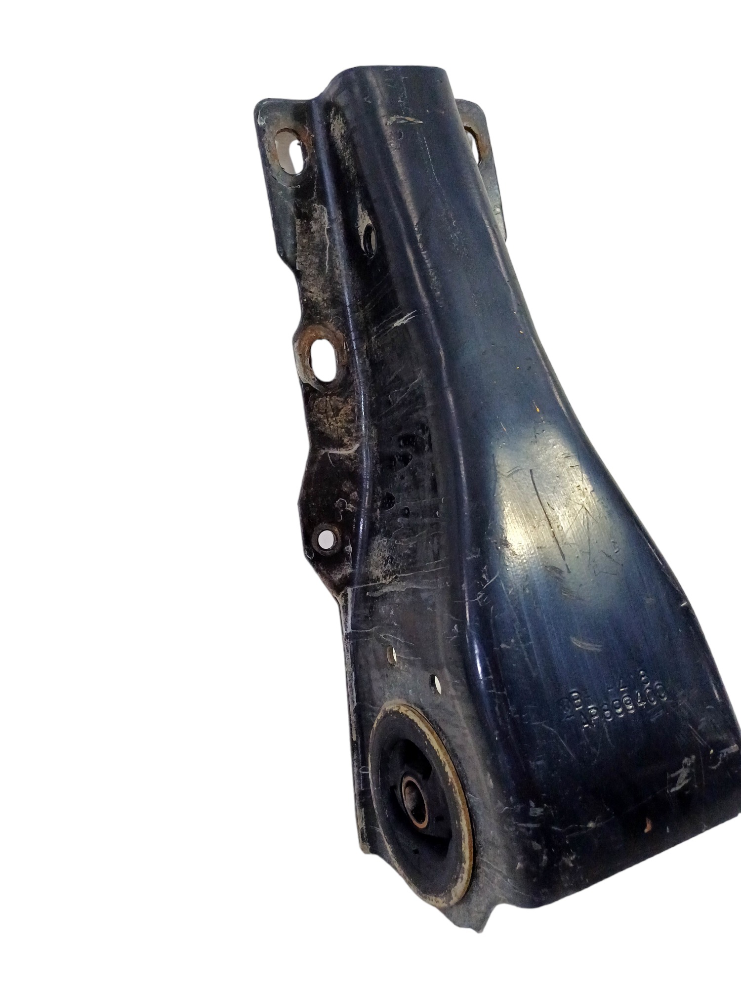 Suporte Traseiro Cabine Vw Worker Tap899400 4