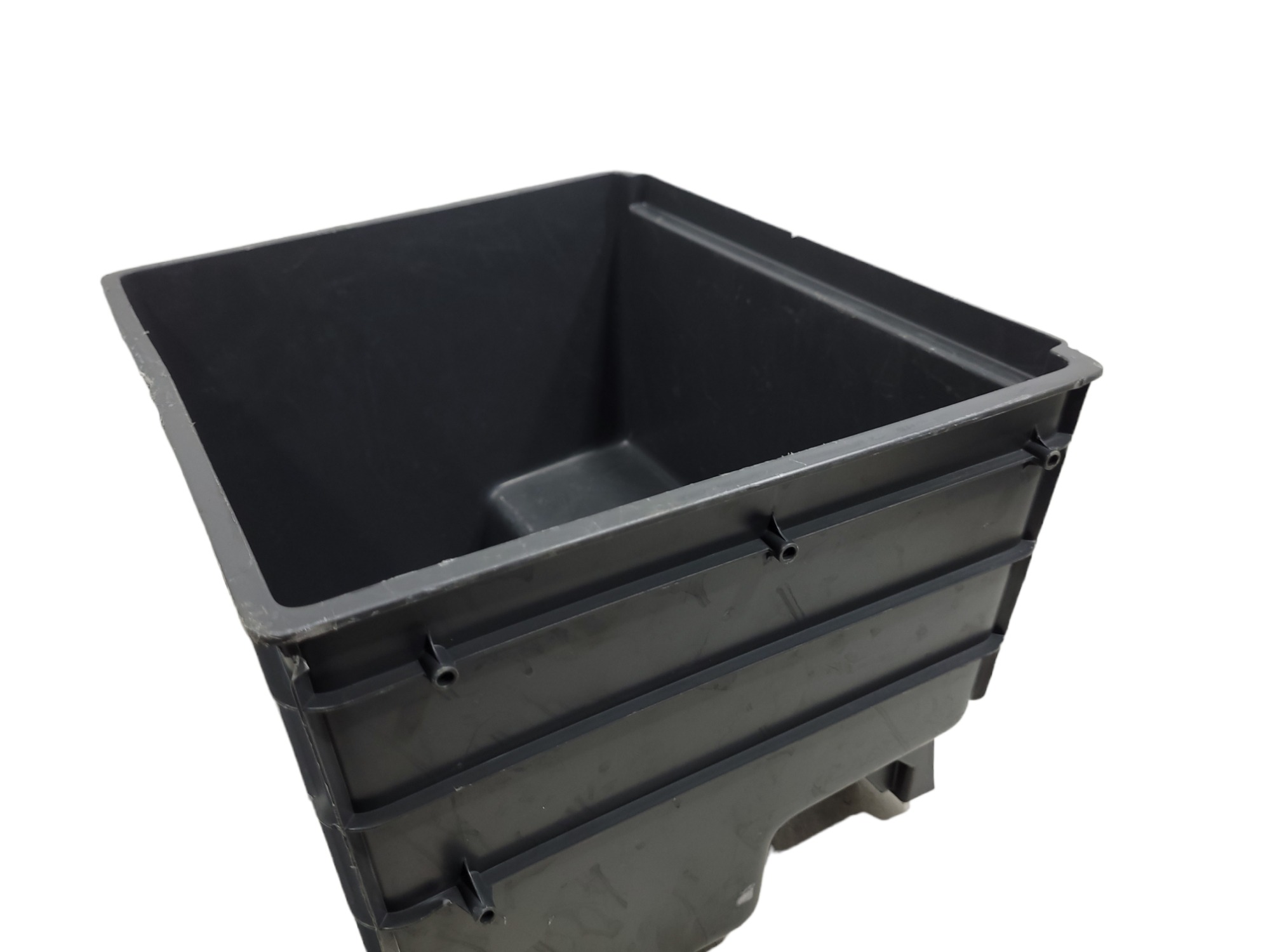 Caixa Para Saco De Dormir Volvo Fh 4