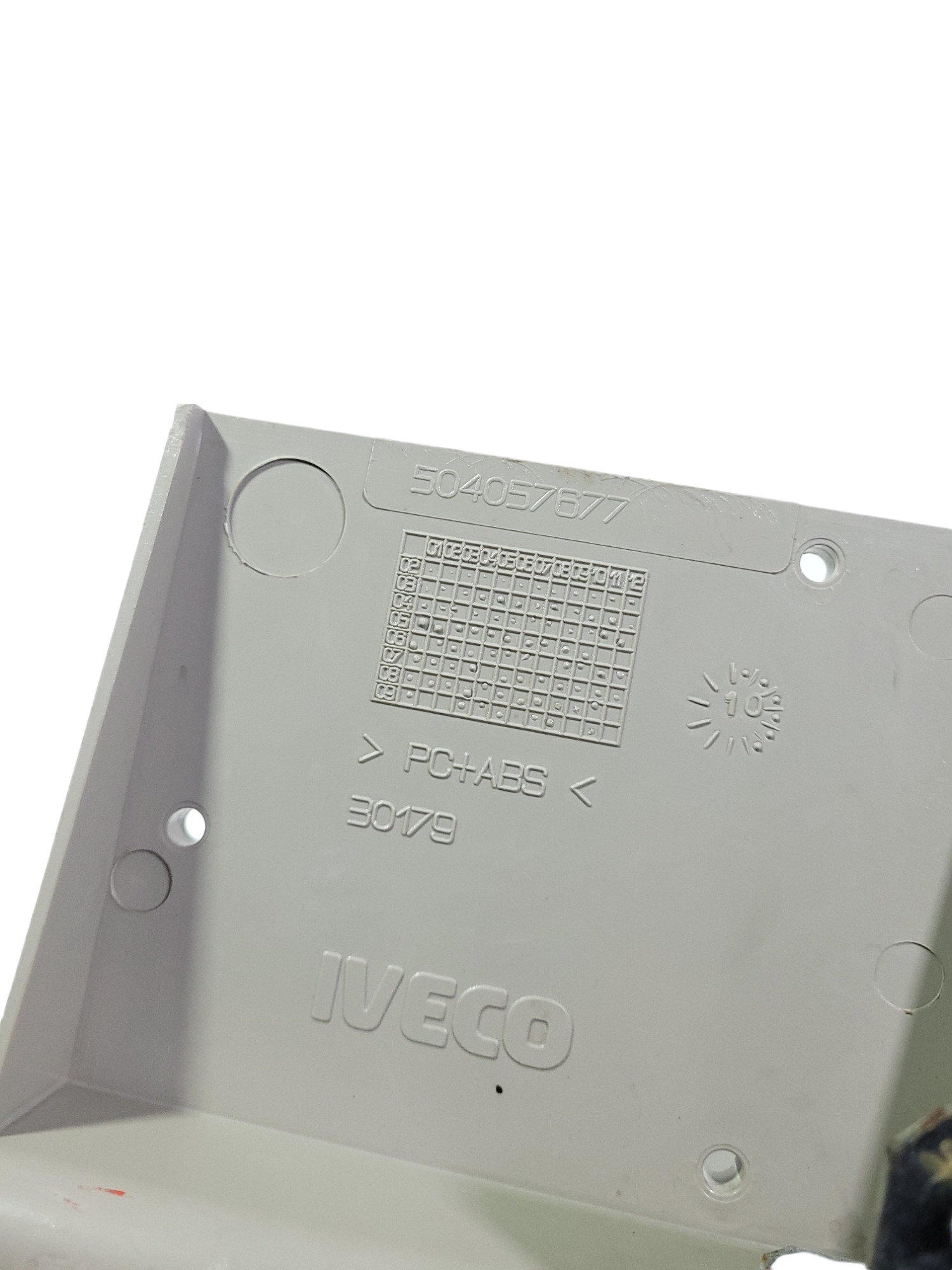 Revestimento Console Central Iveco 504057677 6
