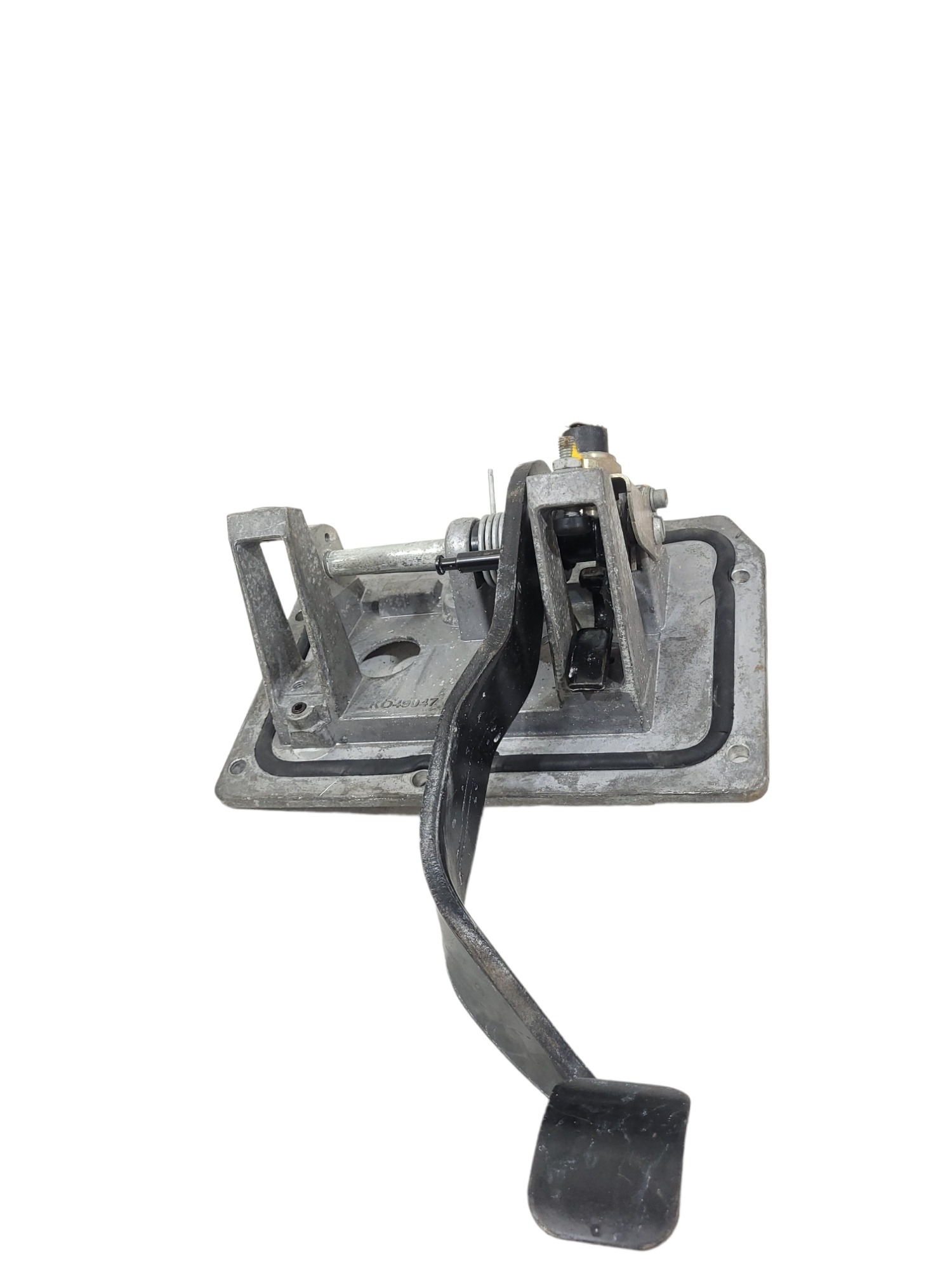 Suporte Da Pedaleira Ford Cargo Ko49047 1