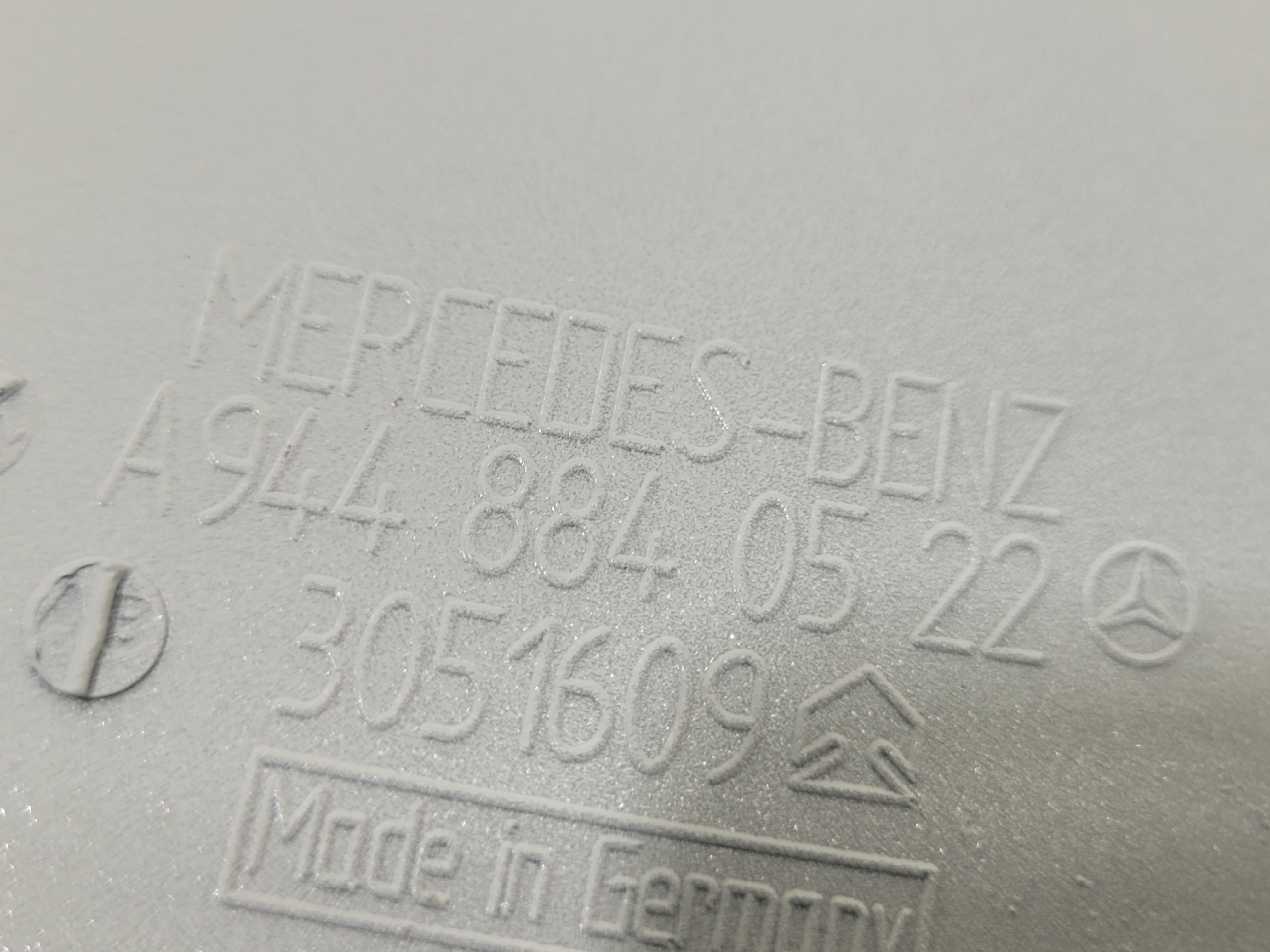 Aplique Lateral Direito Mbenz Axor A9448840522 5