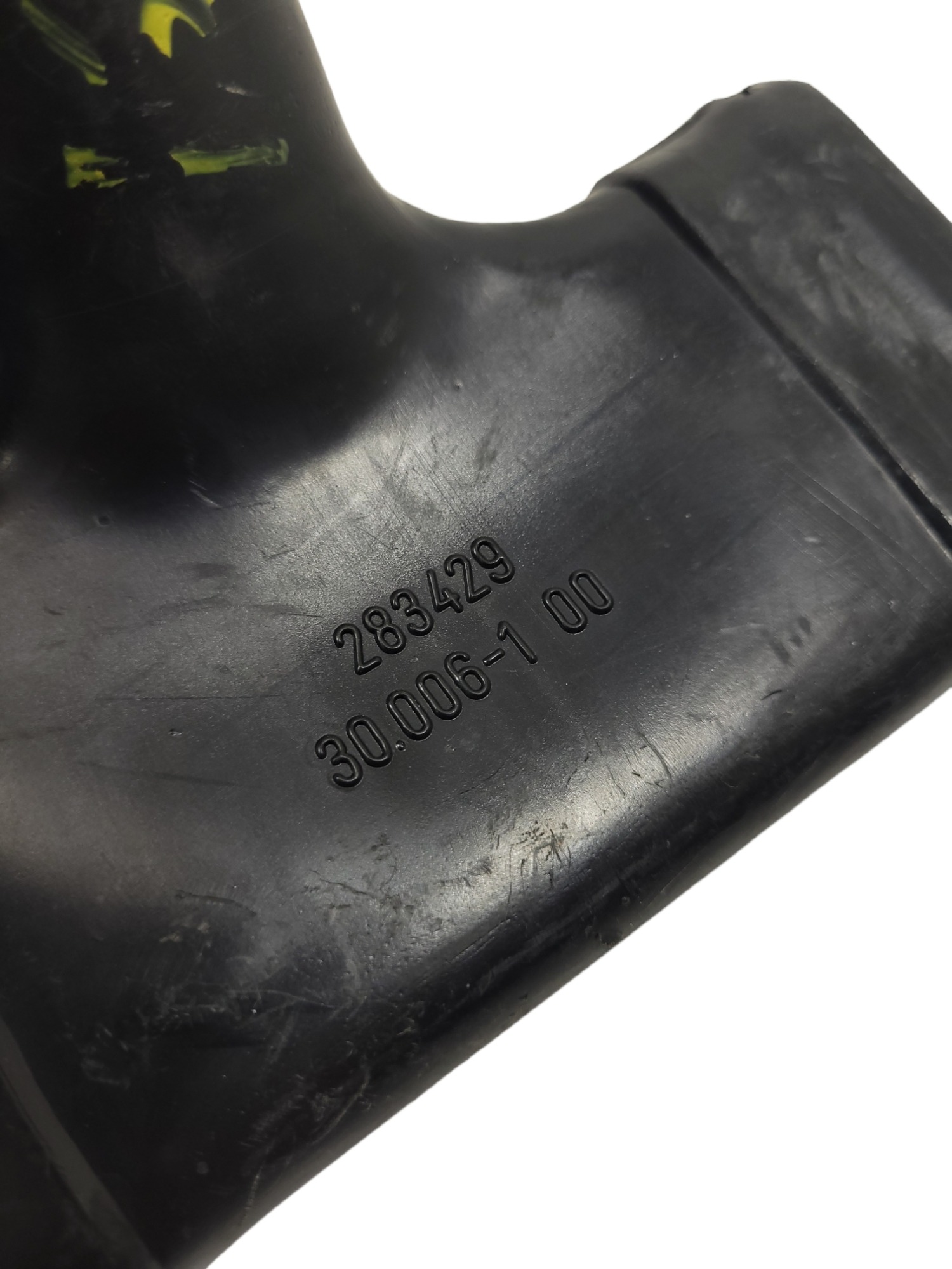 Duto De Ar Scania 30006100 5