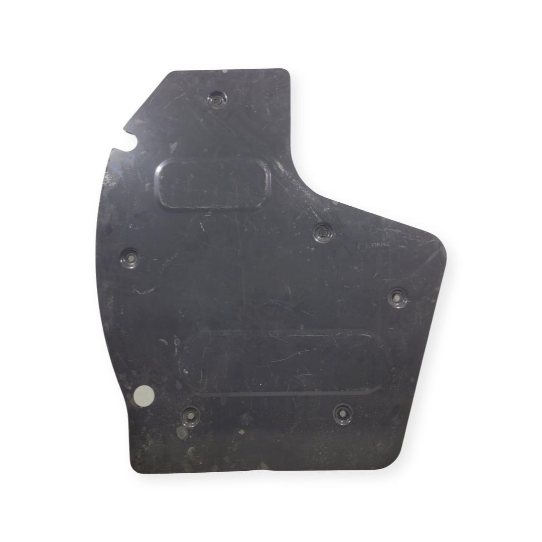 Defletor Calor Tanque Arla Volvo 21671842 6