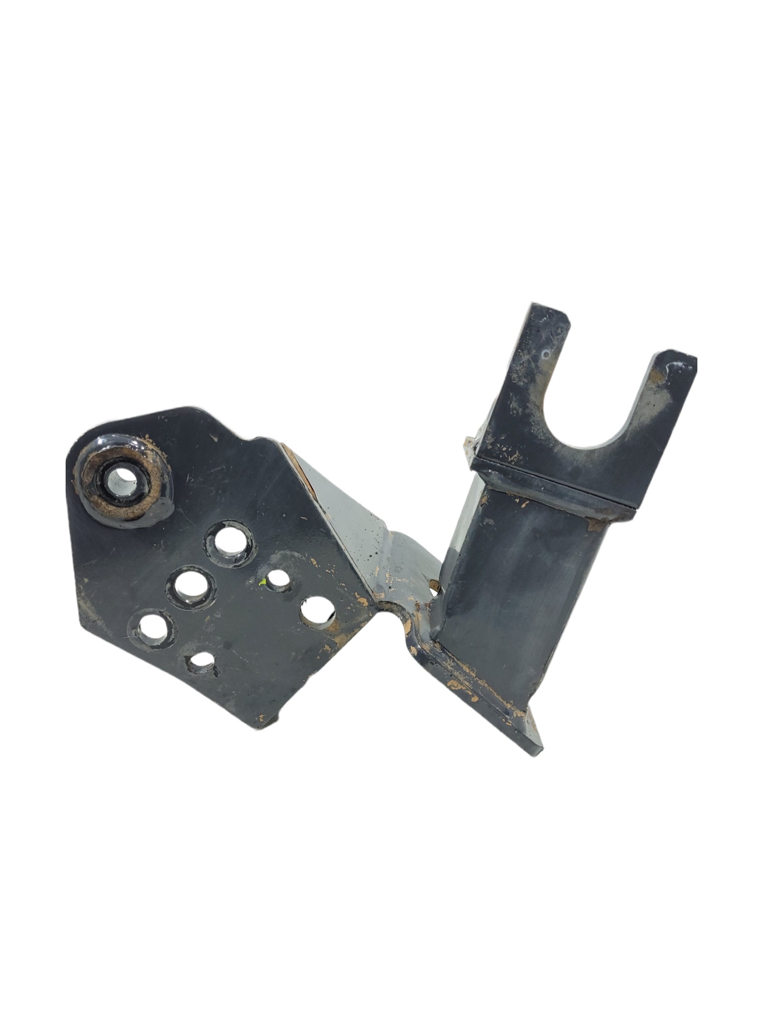 Suporte Do Parachoque Dianteiro Volvo Fh 2004 A 2014 3