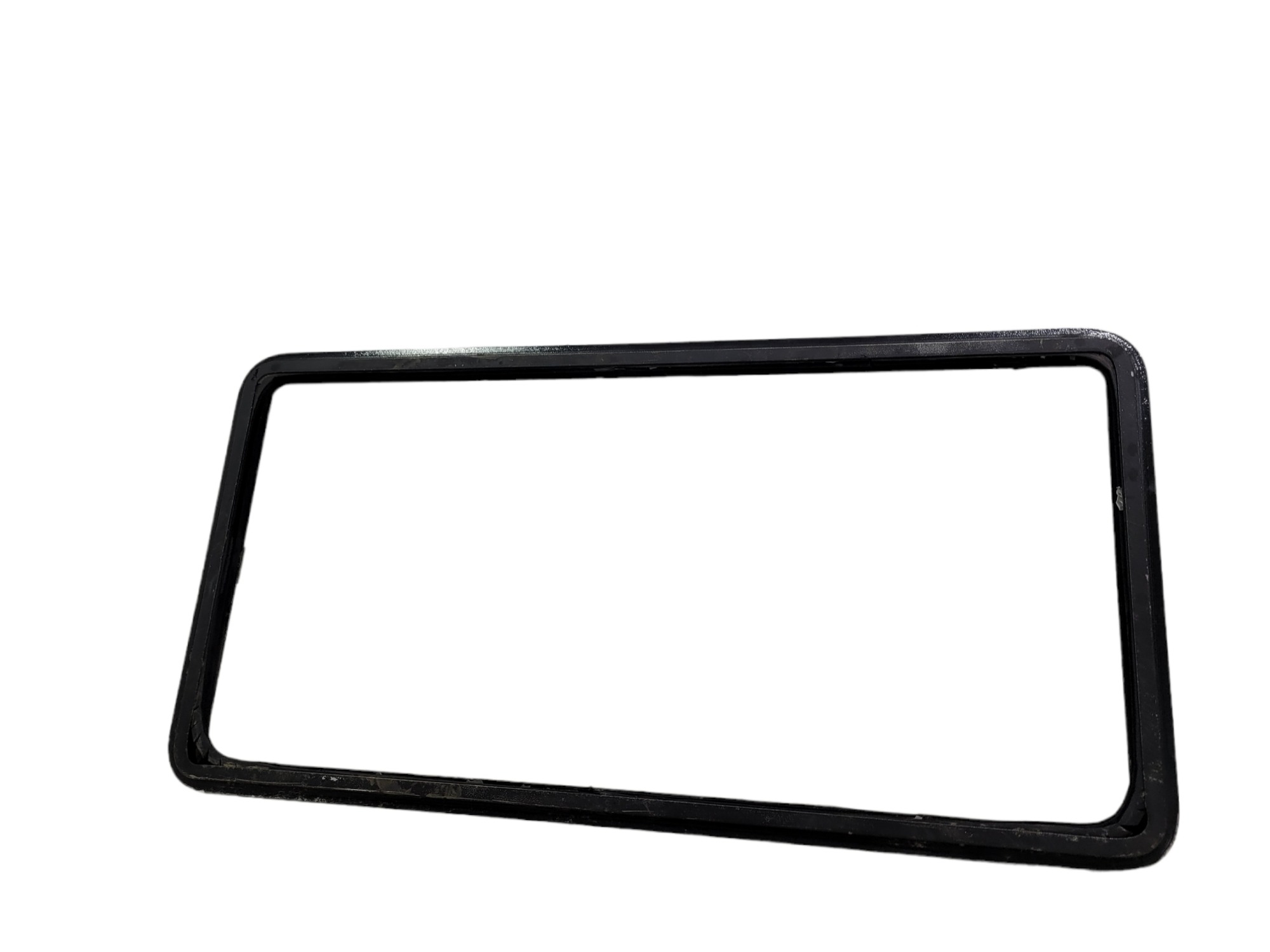 Moldura Do Vidro Traseiro Vigia Mercedesbenz Accelo 2