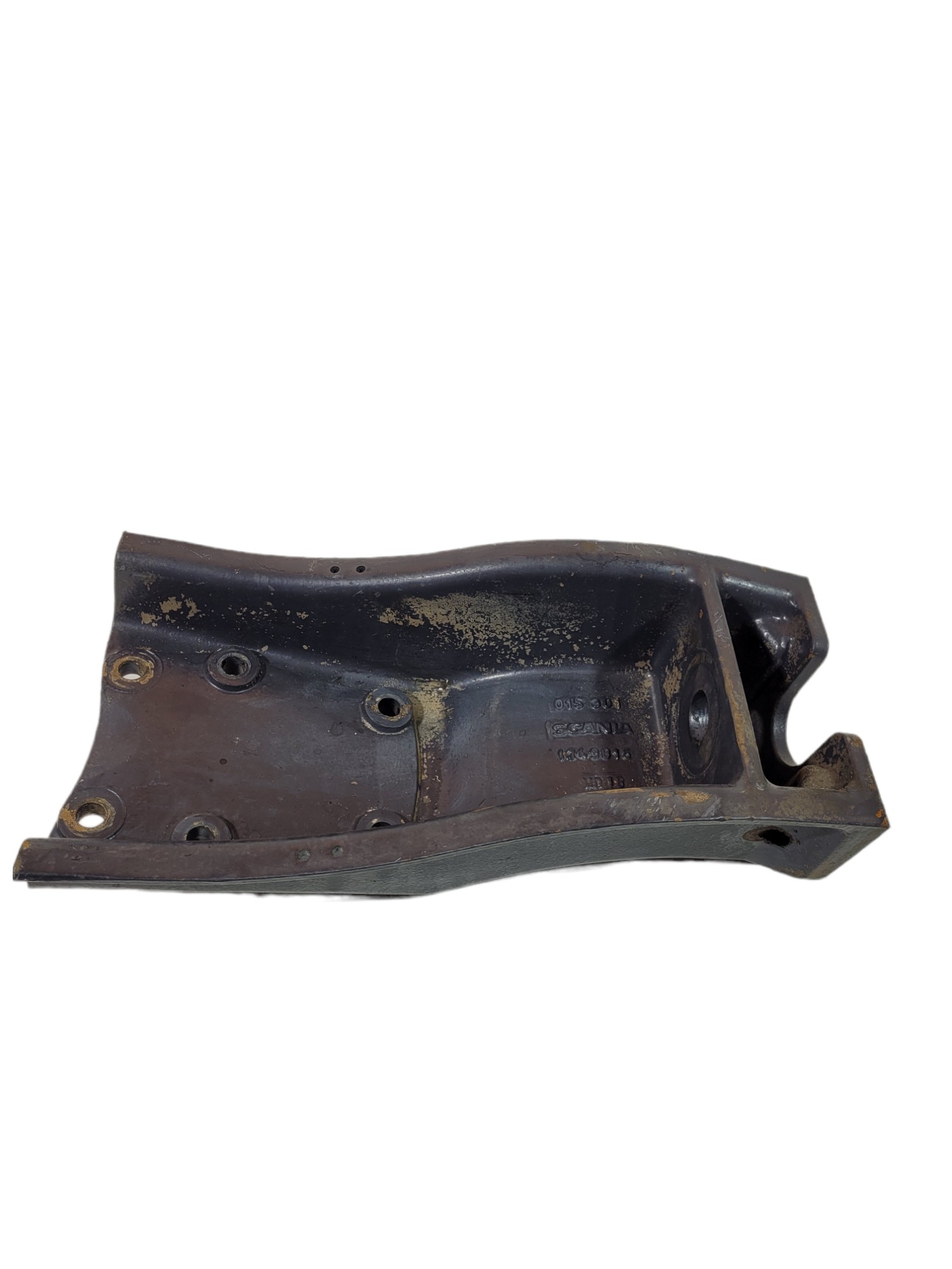 Suporte Do Amortecedor Dianteiro Scania 4-6 Serie  1349815 3