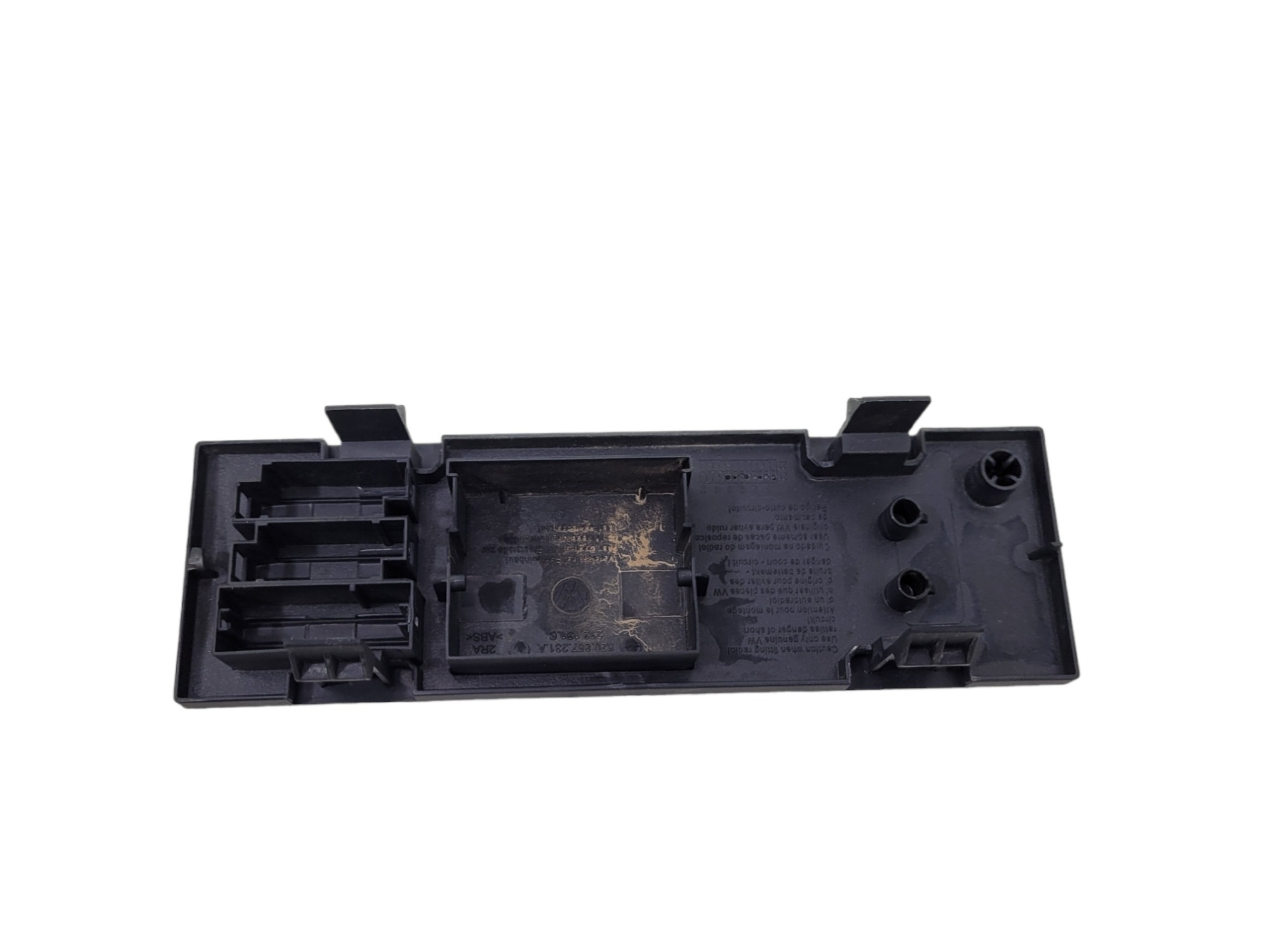 Tampa Falsa Rádio Painel Vw Delivery Express 5z0857231a 5