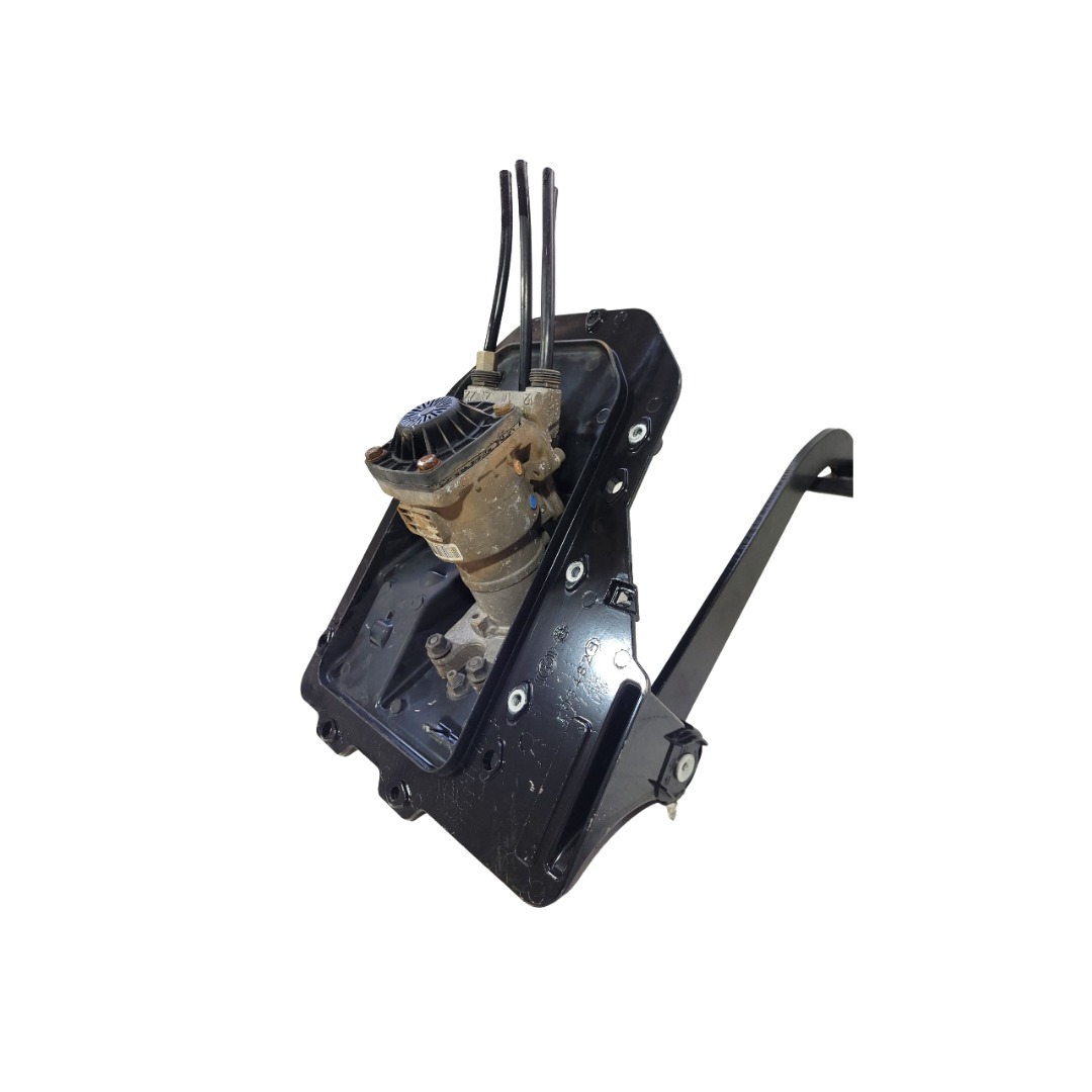 Suporte Da Pedaleira Volvo Fh New : 7