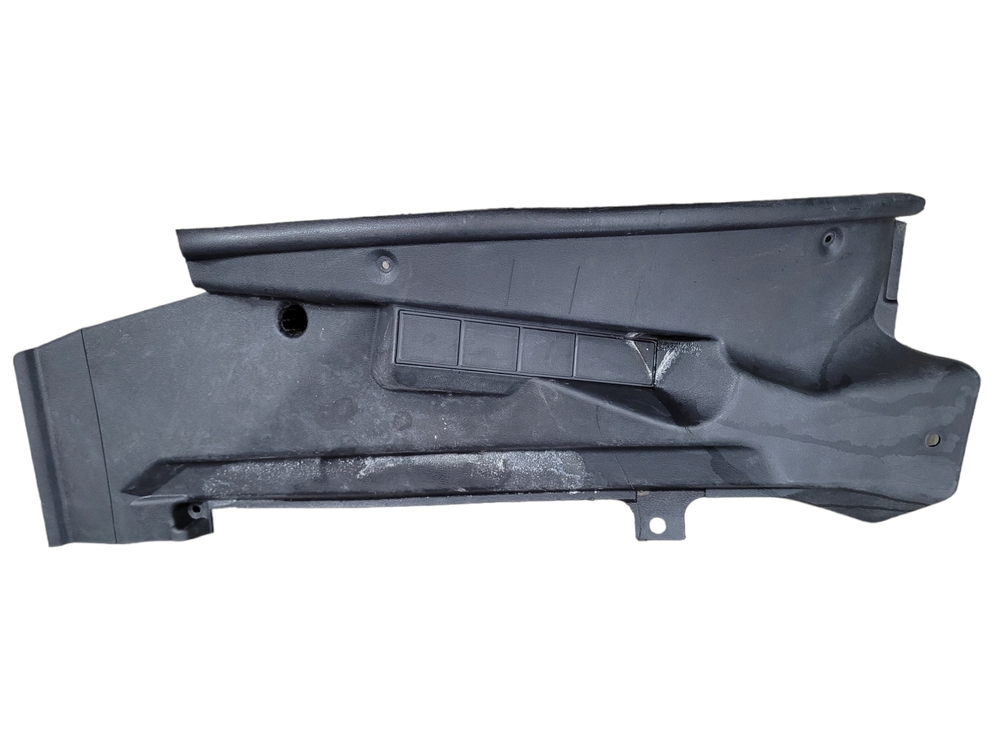Soleira Cobertura Interna Cabine M Benz Axor A9736841518 Não Se Aplica 1