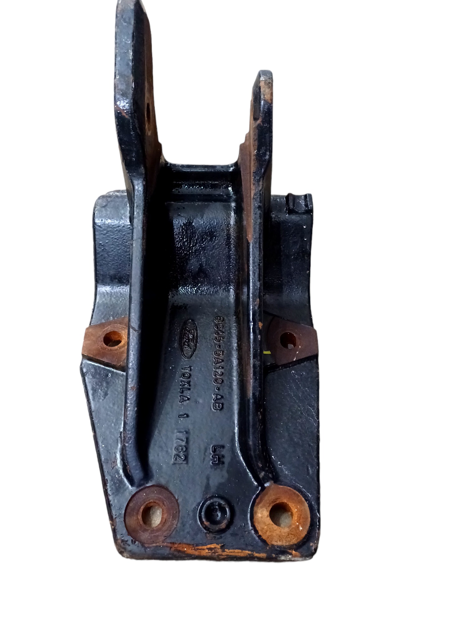 Suporte Superior Pivo Cabine Esquerdo Ford Cargo 131 4