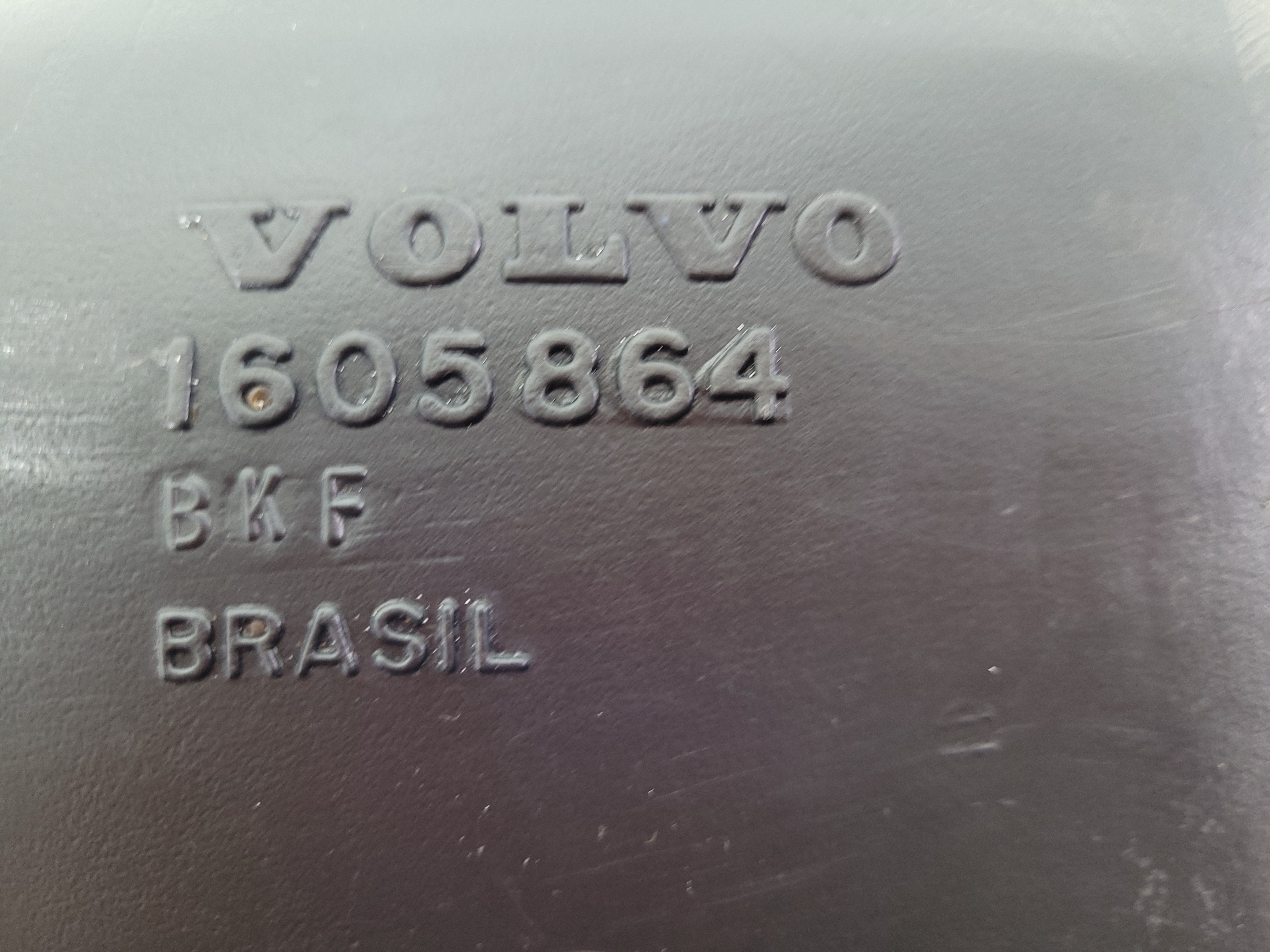 Tubulação De Ar Interno Volvo 1605864 5