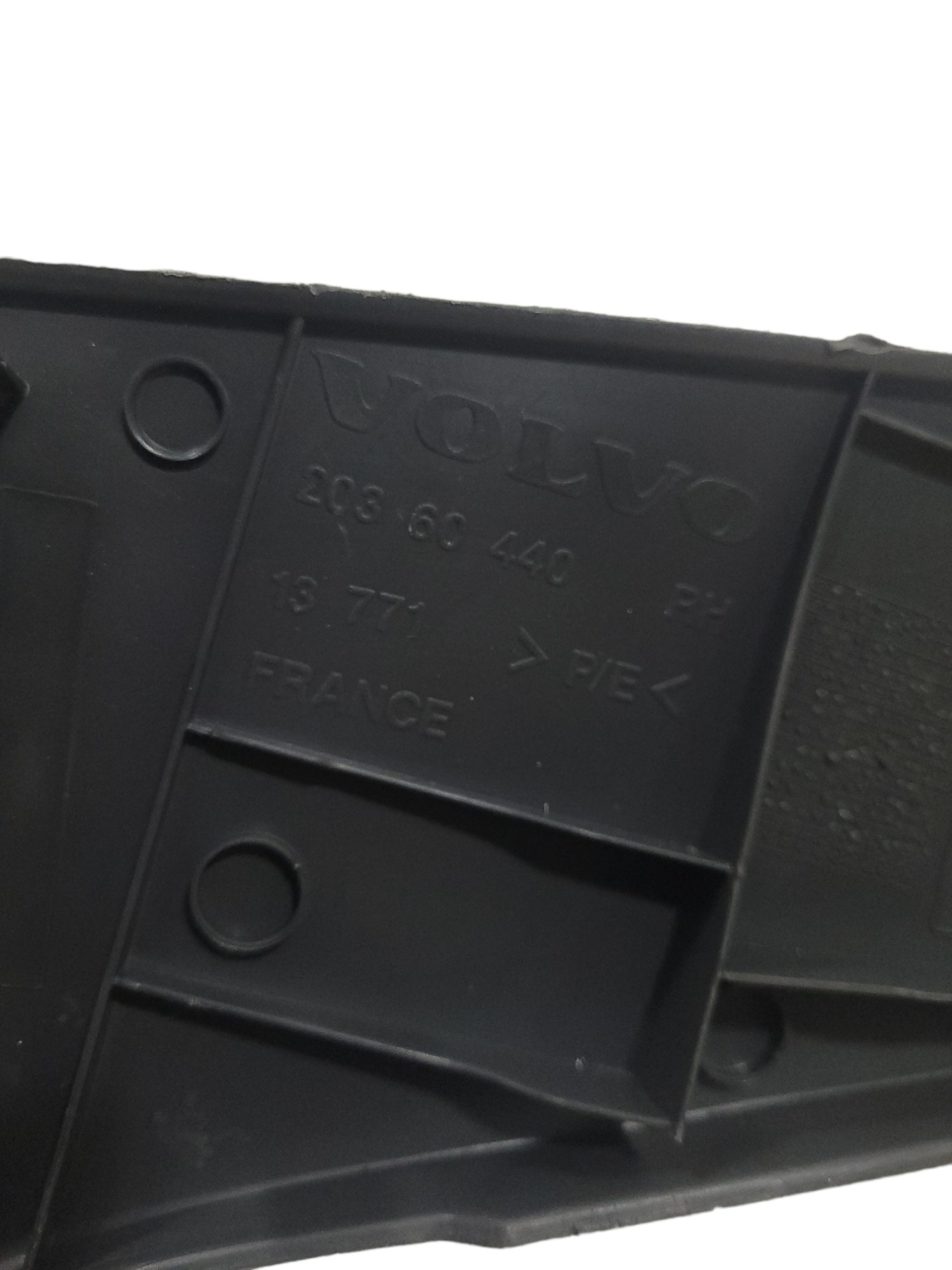 Moldura Painel Direita Volvo 20360440 5