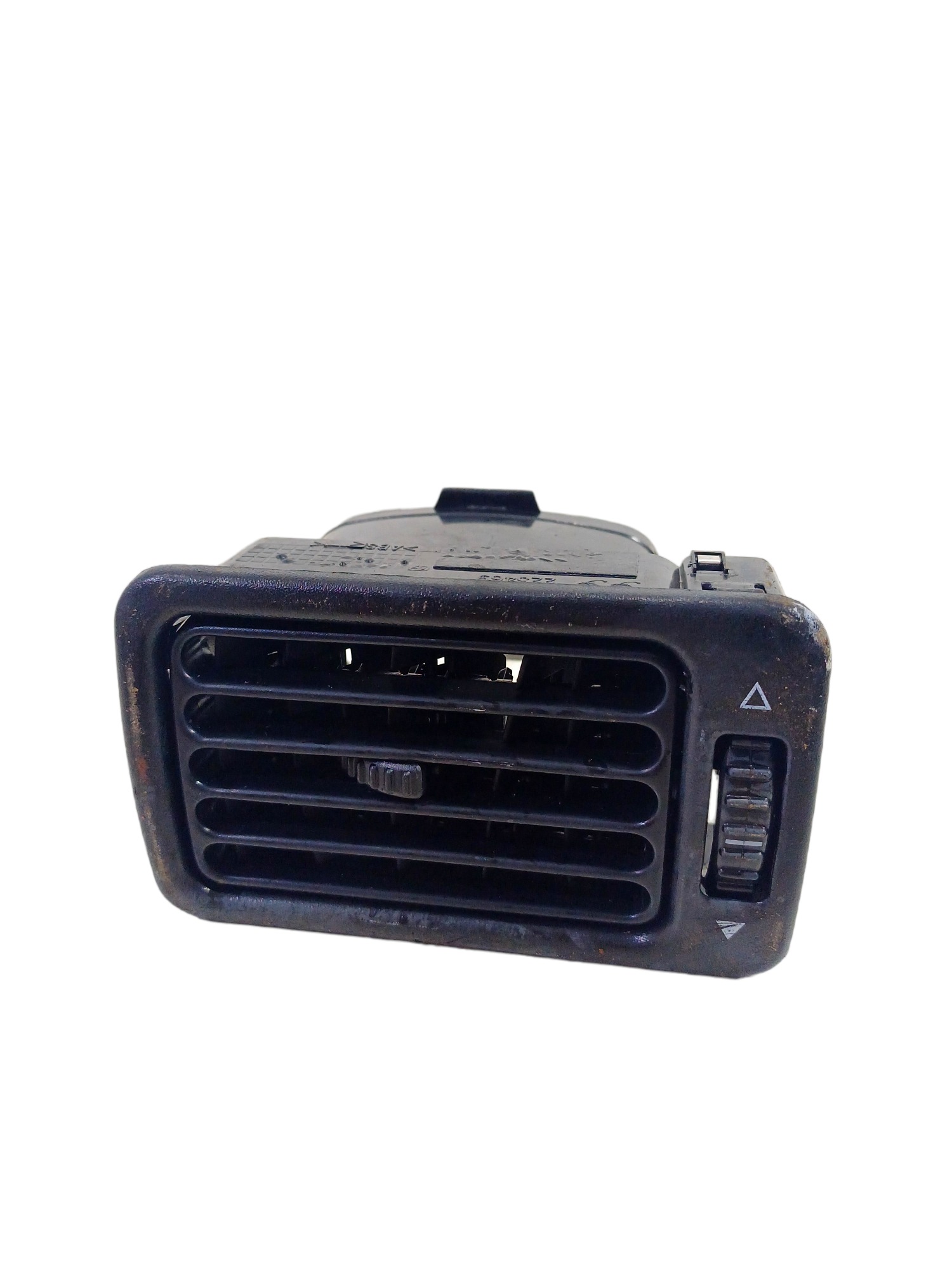 Difusor Ar Central Direito Volvo Vm 260 223469 6