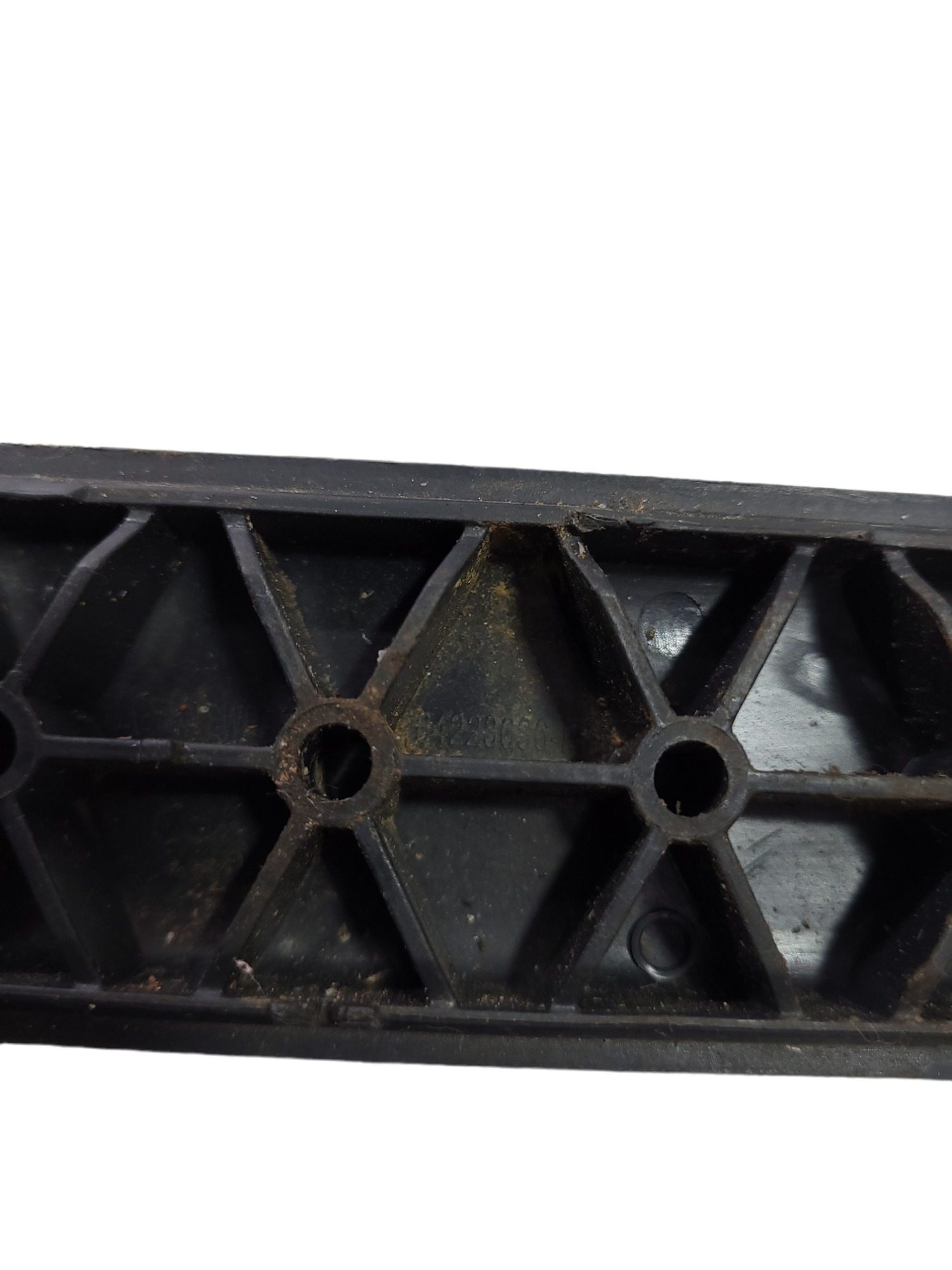 Pega Mão Grade Frontal Direita Volvo Fh2022 84223636 5