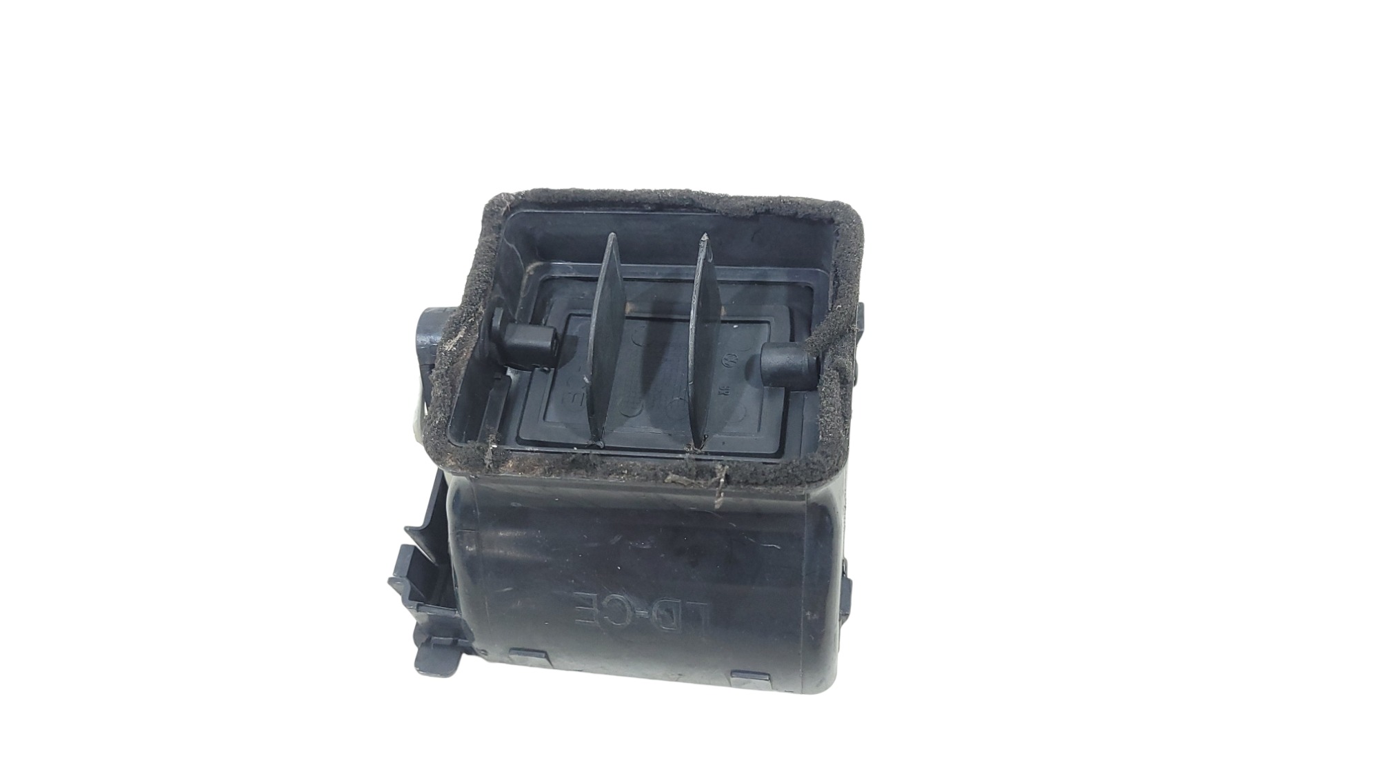 Difusor Ar Painel Direito Vw Constellation 2r2819706 3