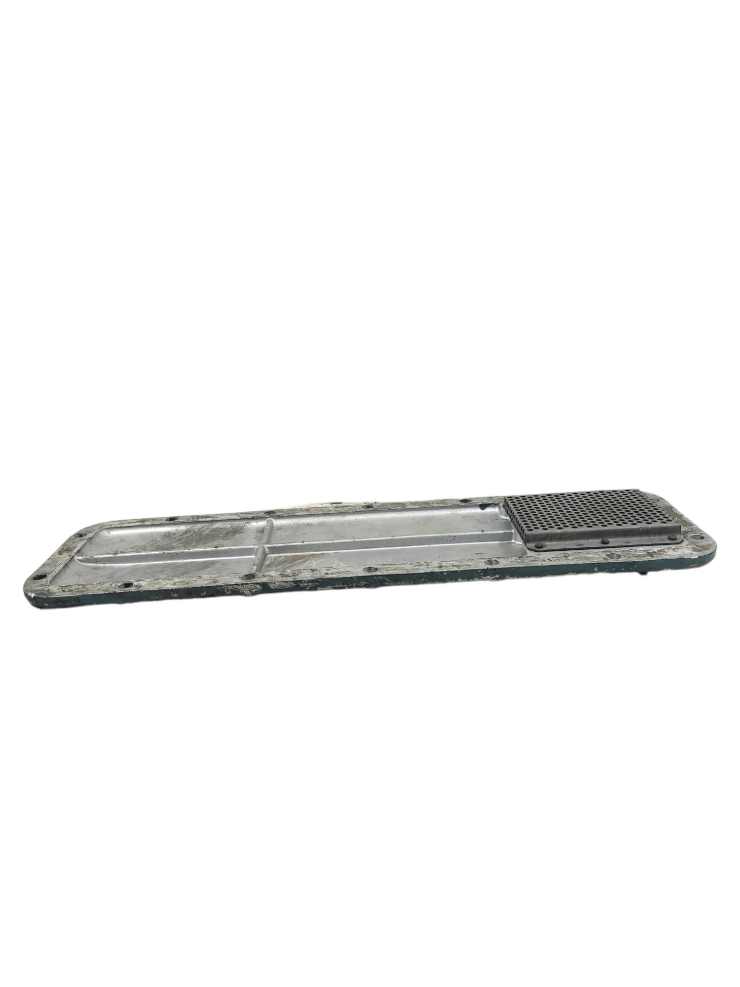 Tampa Lateral Motor Scania 139057 4