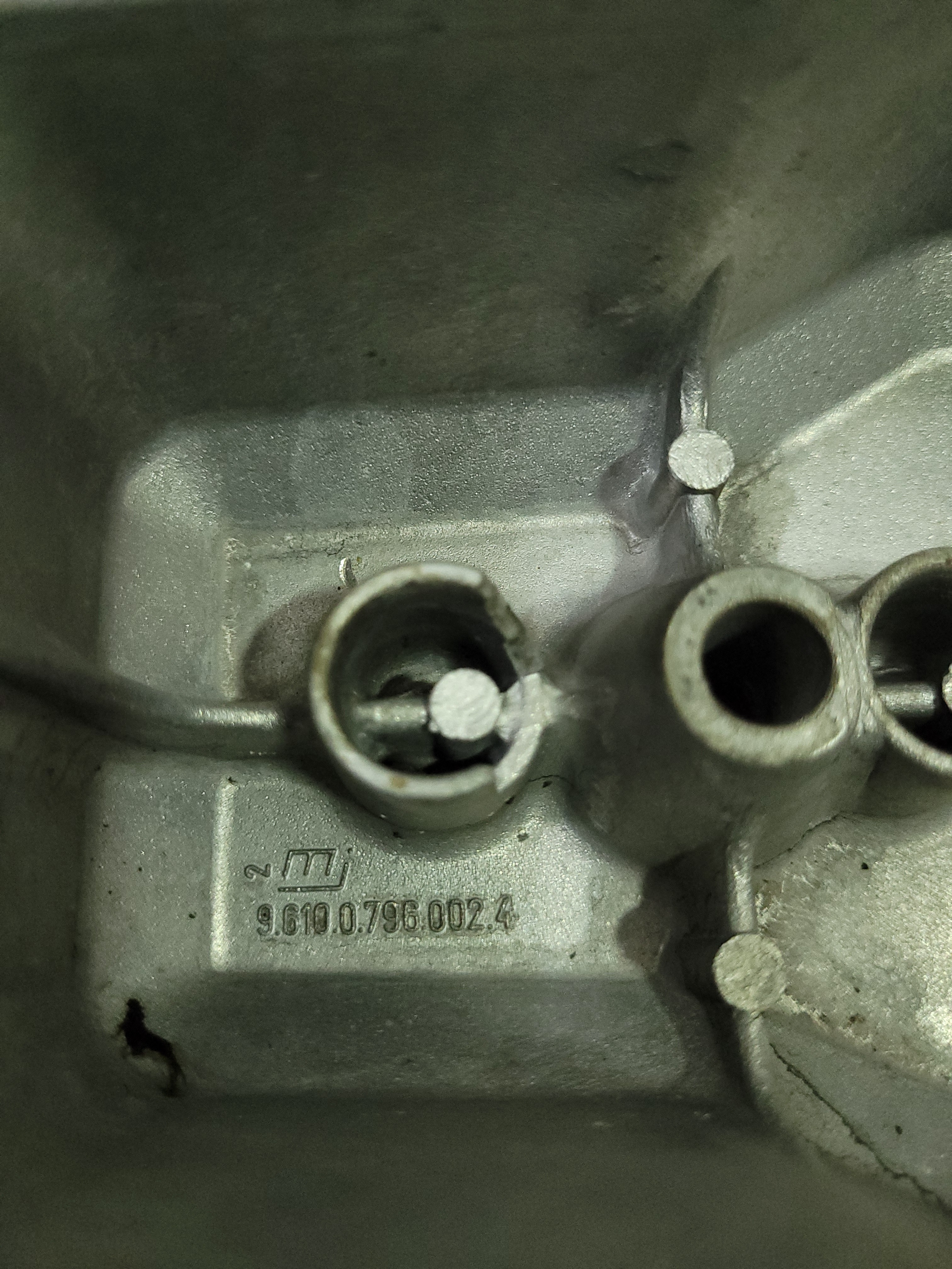 Tampa Válvula Motor Mwm Serie 10961007960024 5