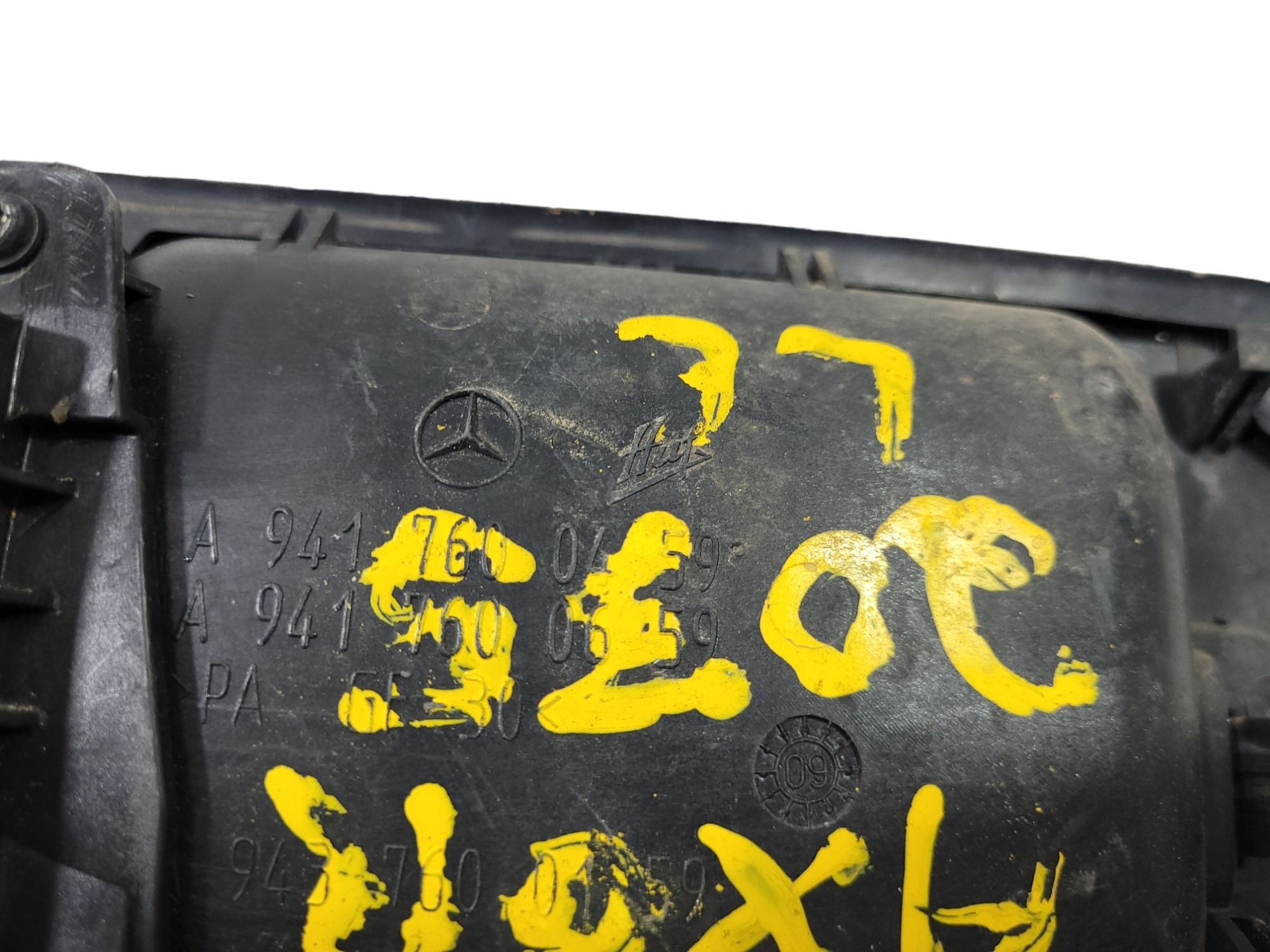 Maçaneta Externa Esquerda M Benz Axor 2035 A9417600759 5