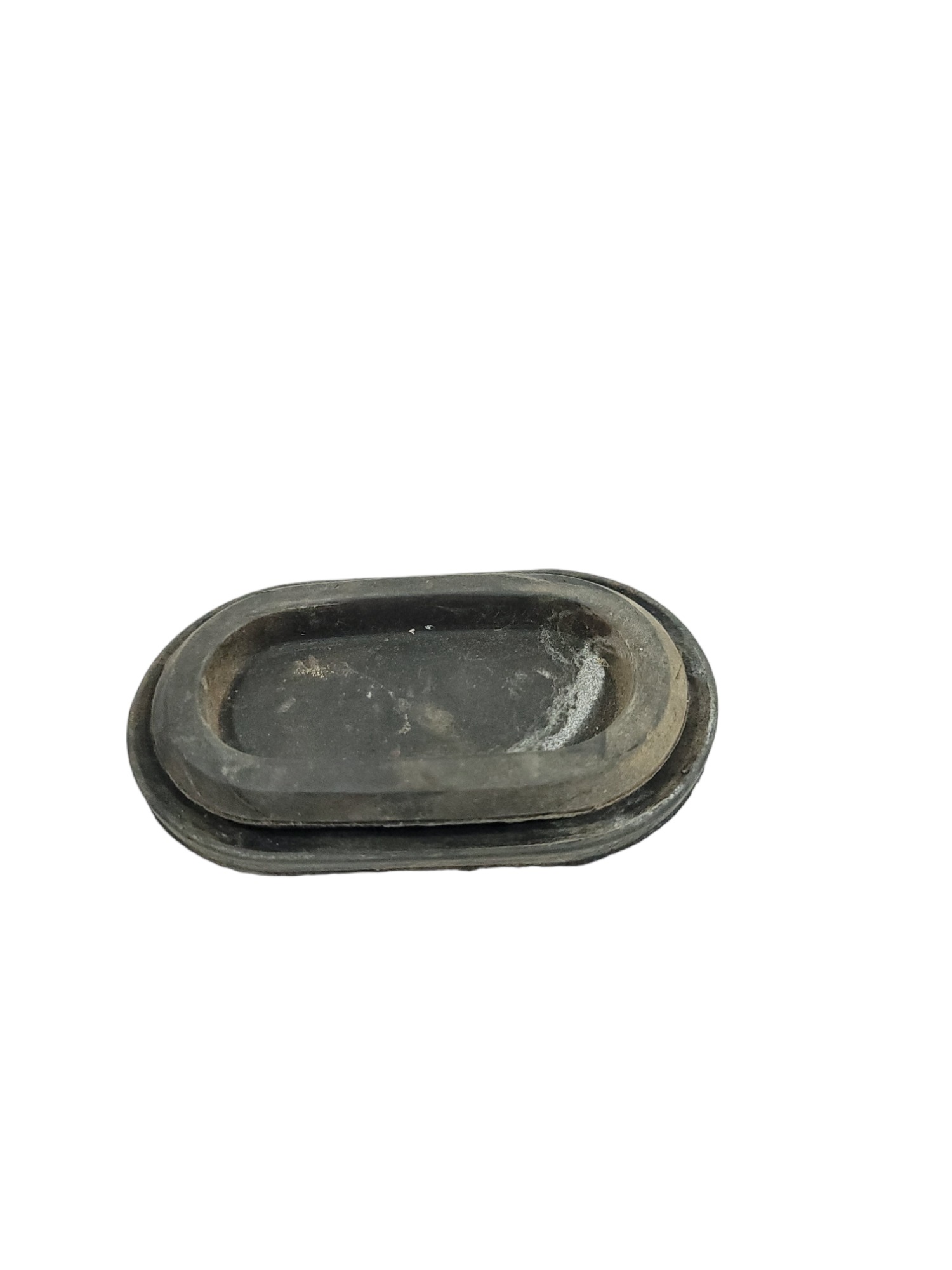Tampão Fechamento Vw Constellation 2r297840 Preto 5