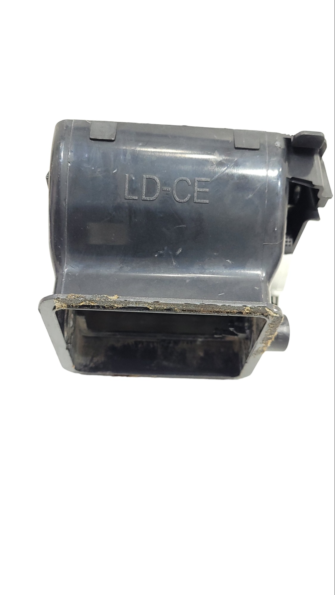 Difusor Ar Painel Direito Vw Constellation 2r2819706 3