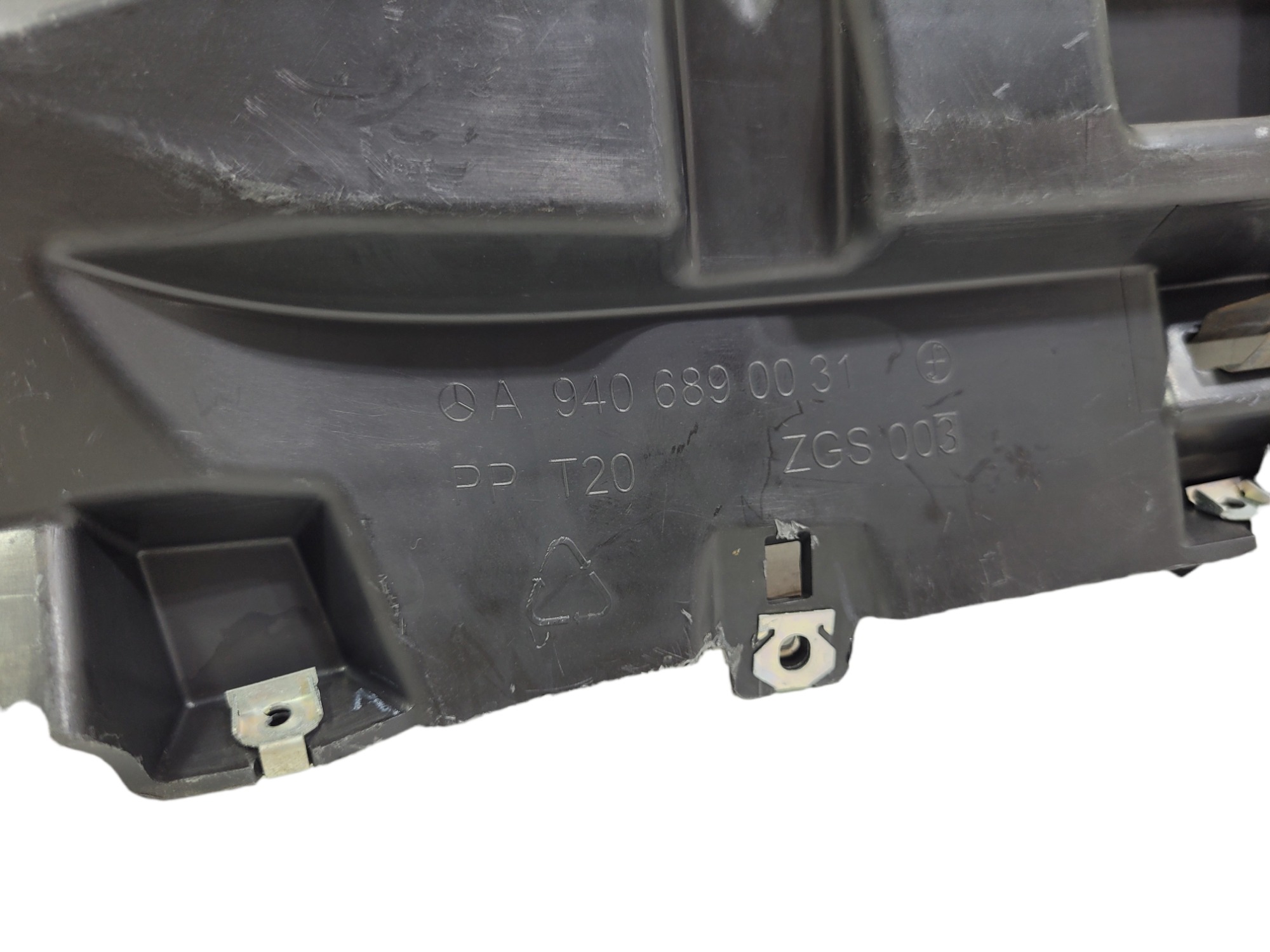Suporte Alojamento Painel M Benz Atego  A9406890031 5