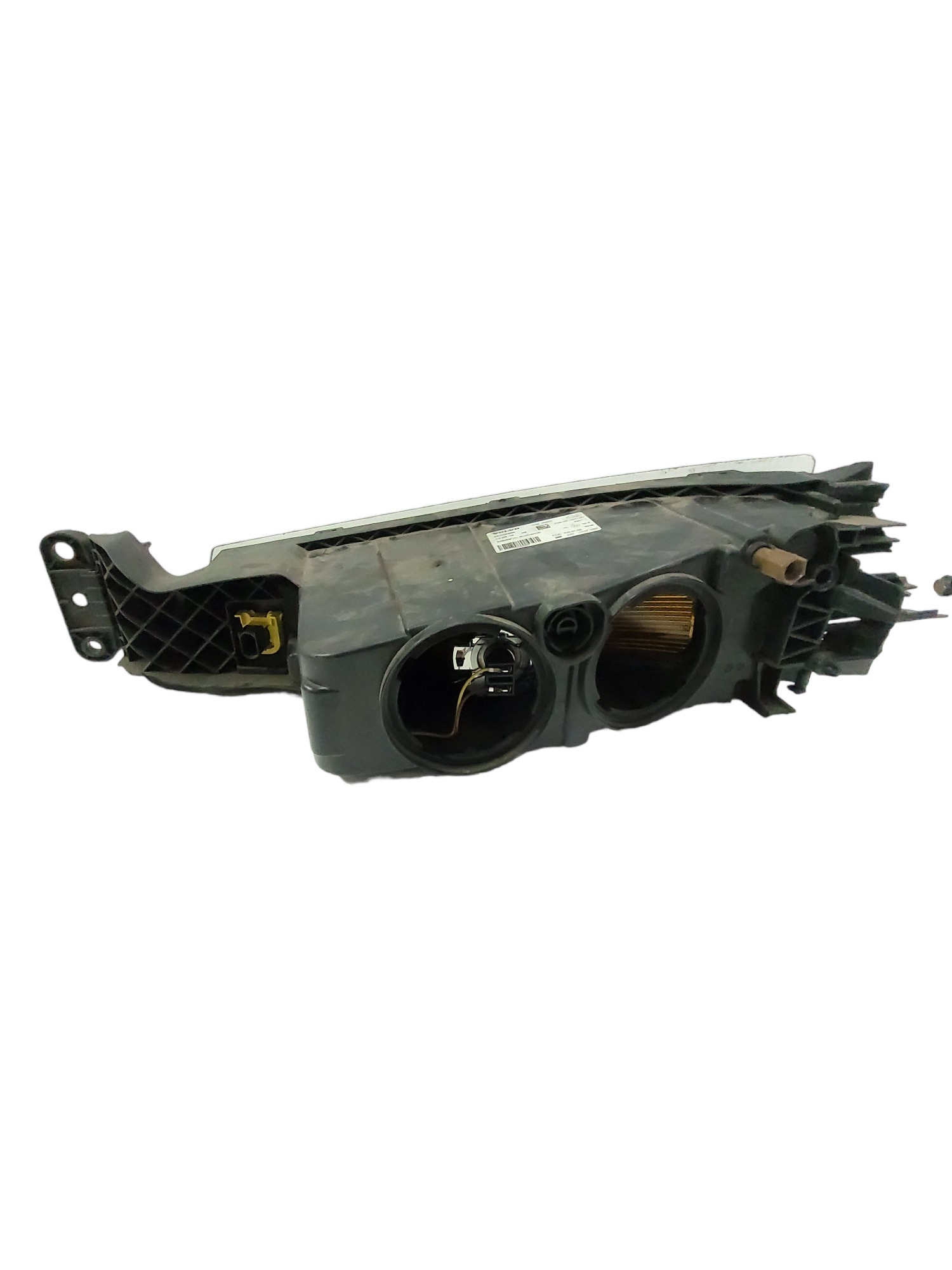 Farol Auxiliar Esquerdo Volvo Fh Para Recuperar  Transparente 3